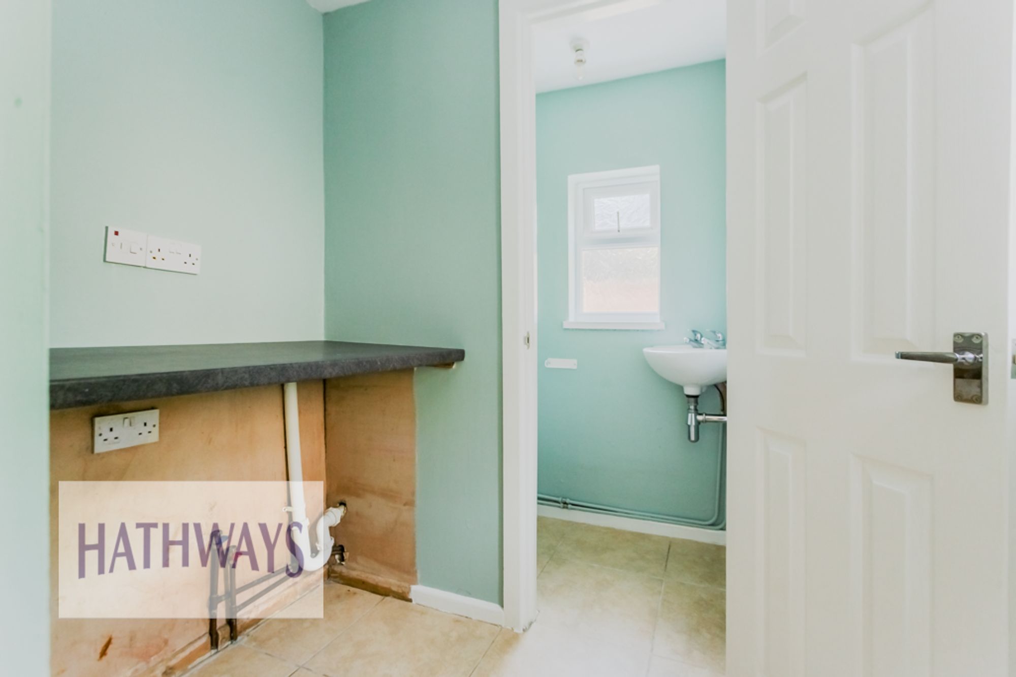 3 bed end of terrace house to rent in Broad Street, Pontypool  - Property Image 6