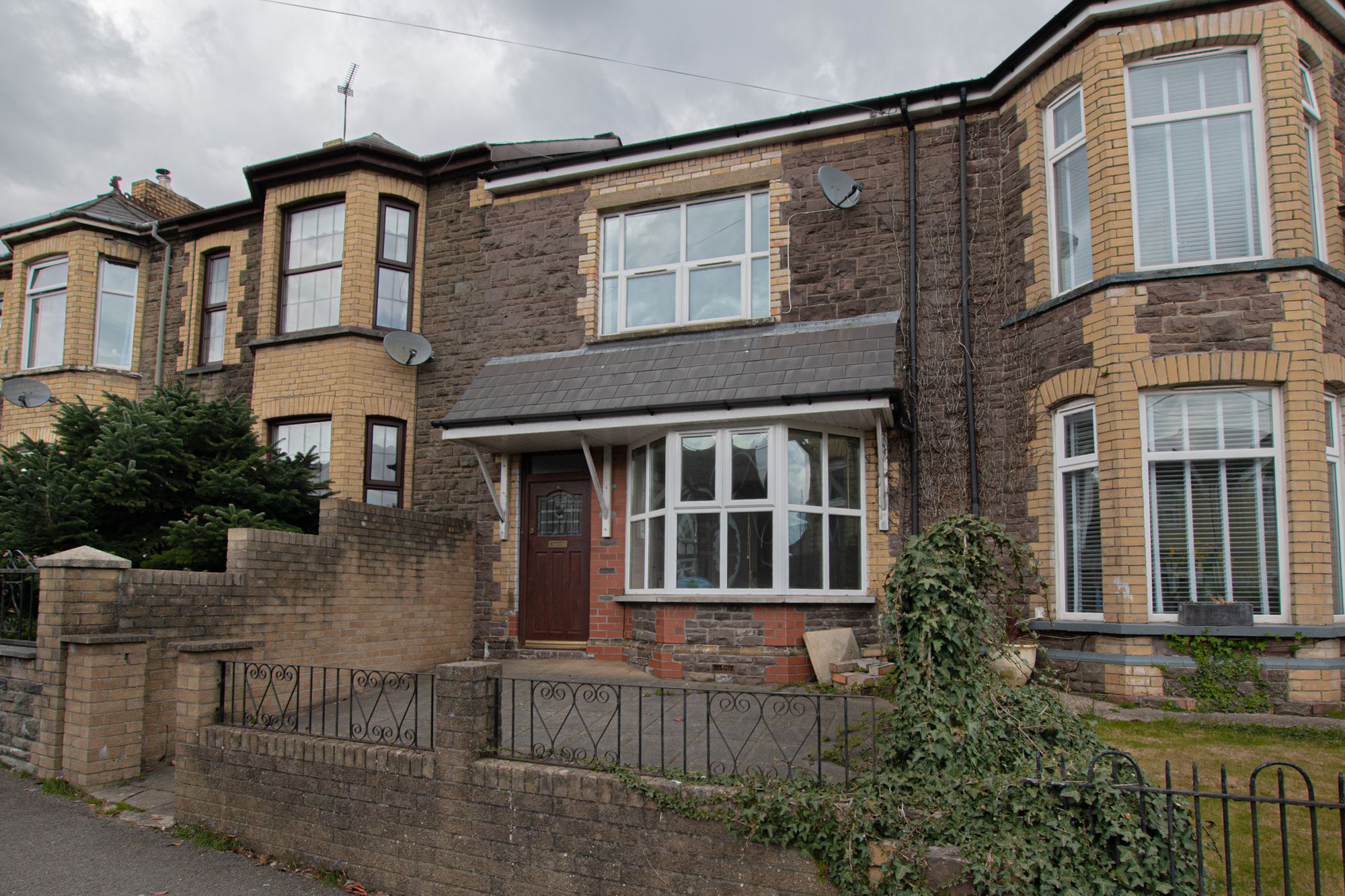 3 bed terraced house to rent in Station Road, Cwmbran  - Property Image 1