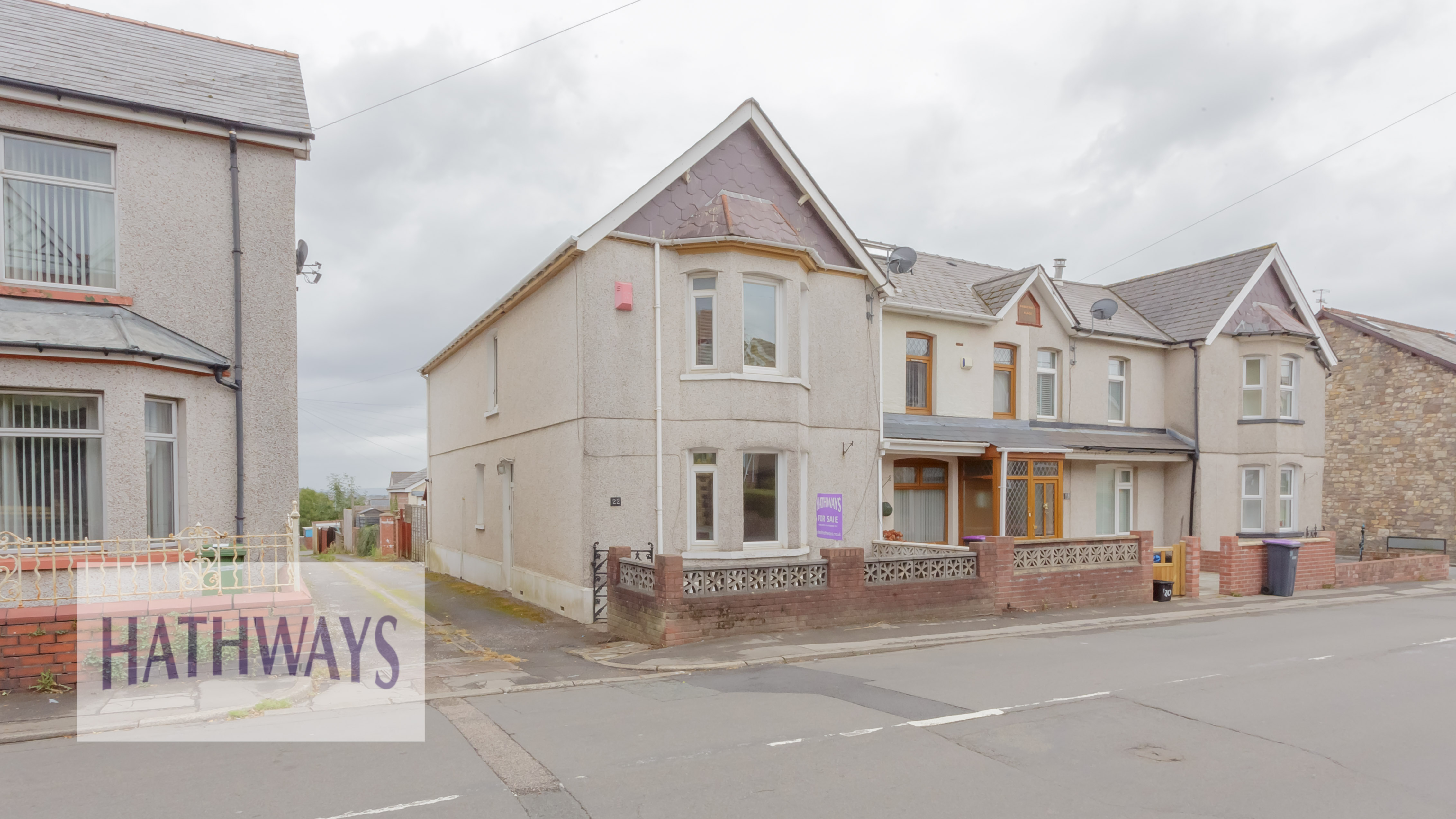 3 bed house for sale in Sunnybank Road, Pontypool - Property Image 1