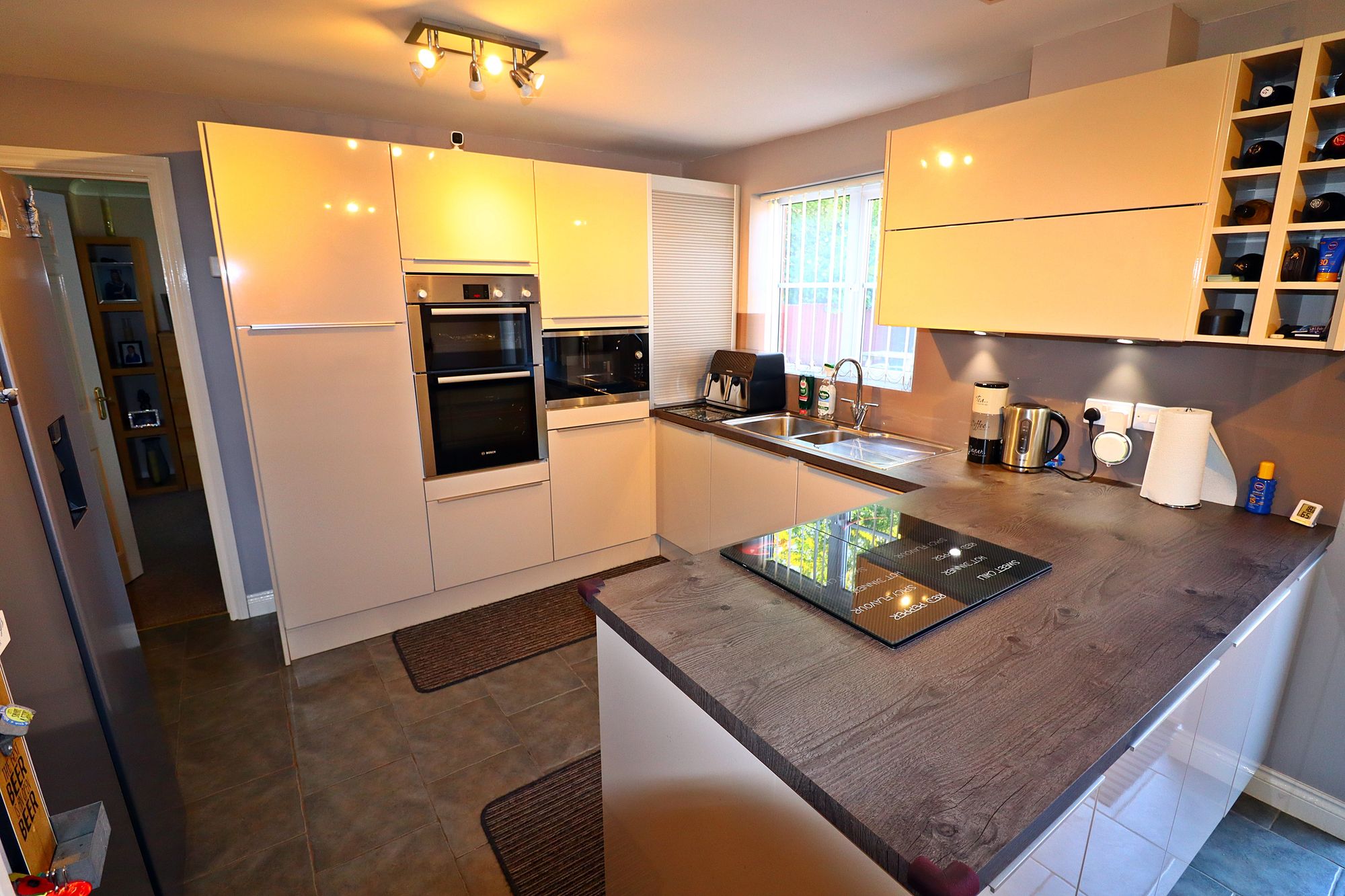 5 bed detached house for sale in Colliers Avenue, Pontyclun  - Property Image 3