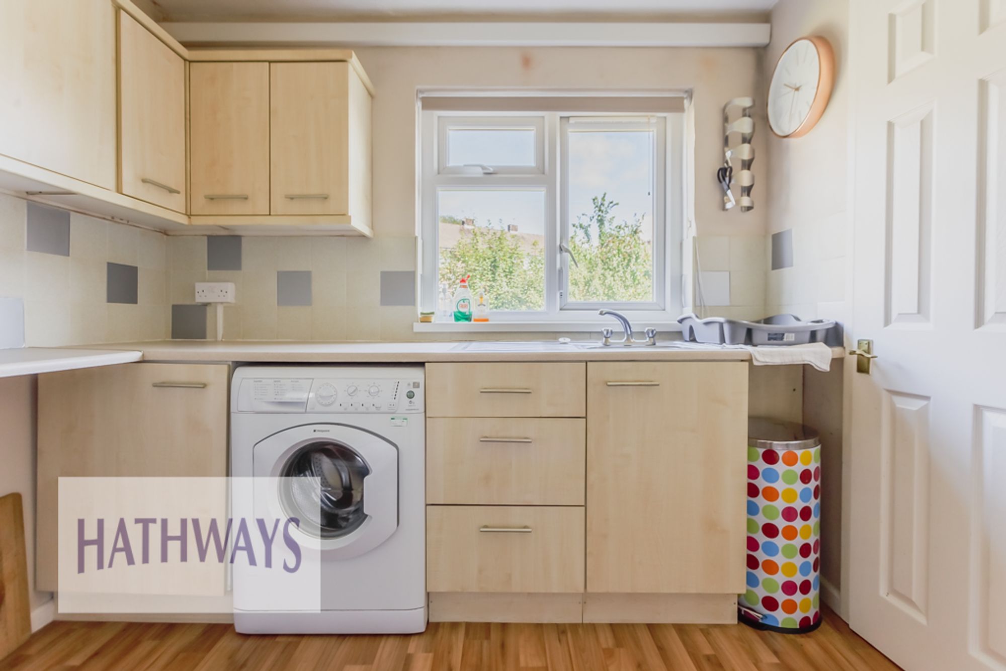 2 bed flat for sale in Gloucester Court, Newport  - Property Image 5