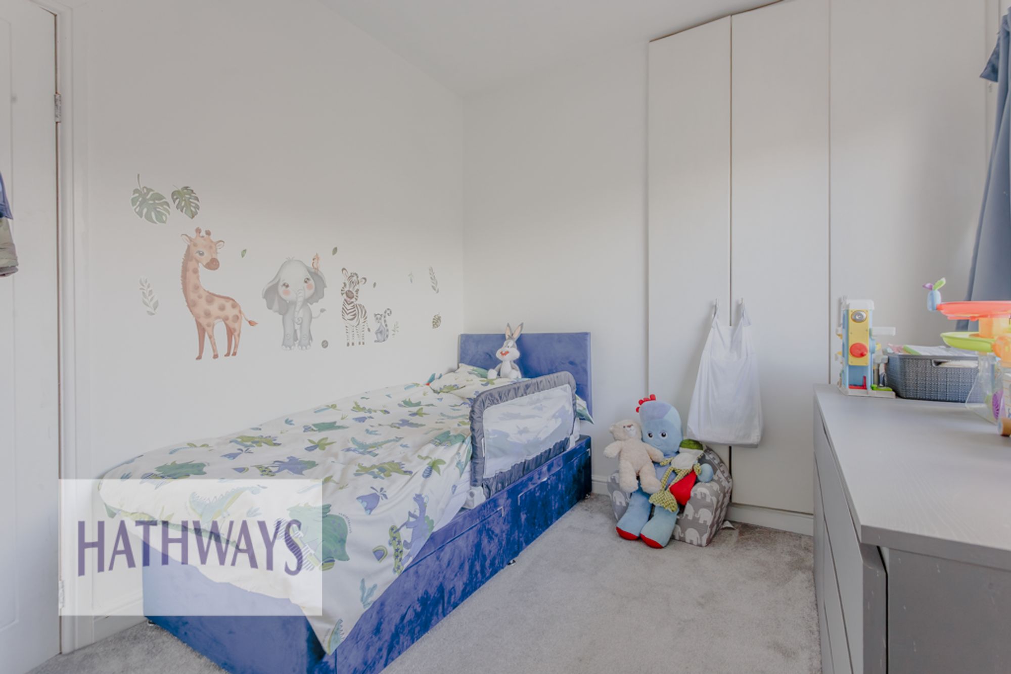 3 bed mid-terraced house for sale in New Street, Cwmbran  - Property Image 23