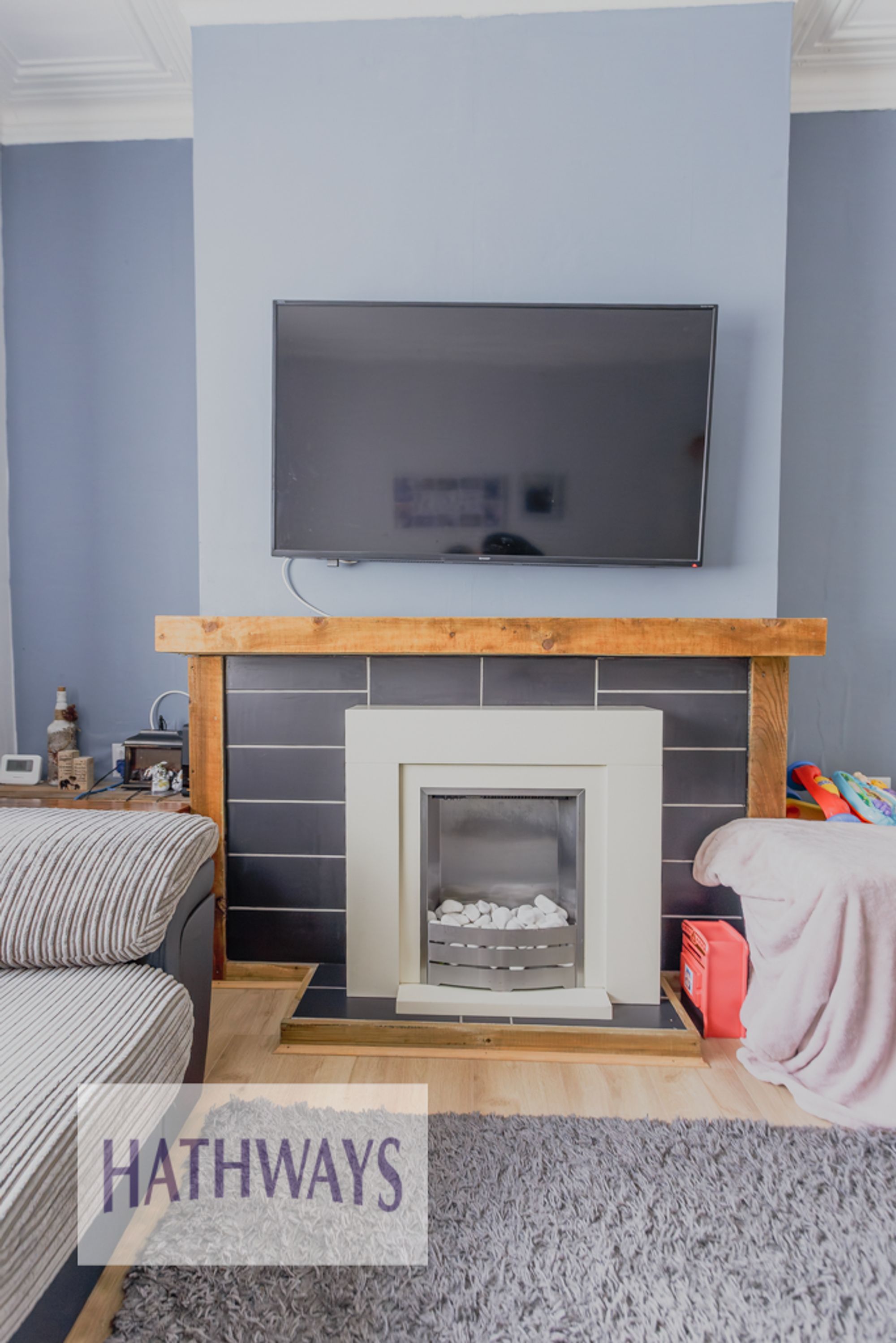 3 bed mid-terraced house for sale in New Street, Cwmbran 5