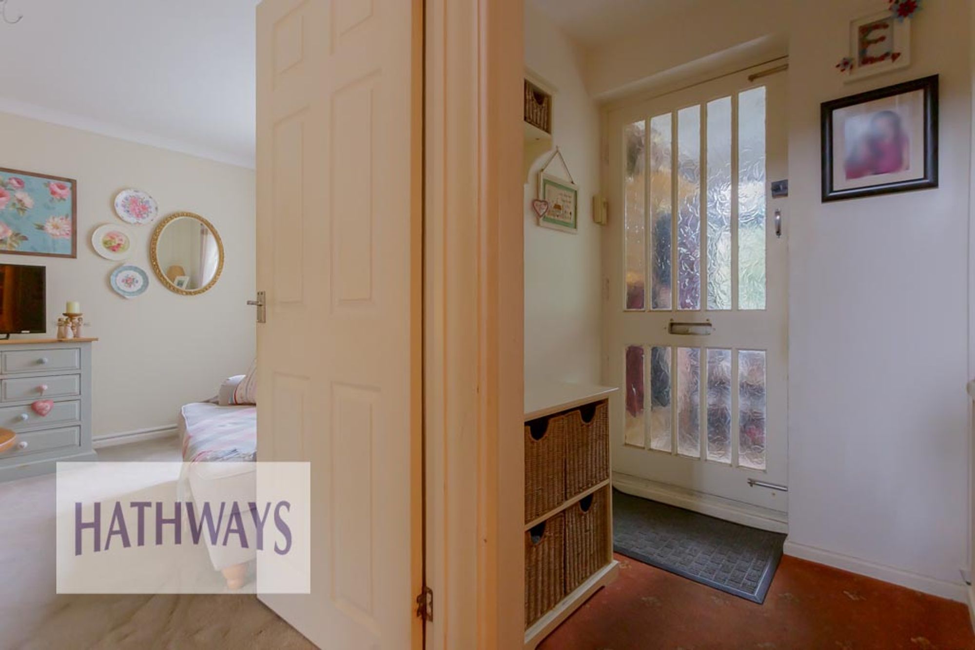 3 bed house for sale in The Brades, Newport  - Property Image 3