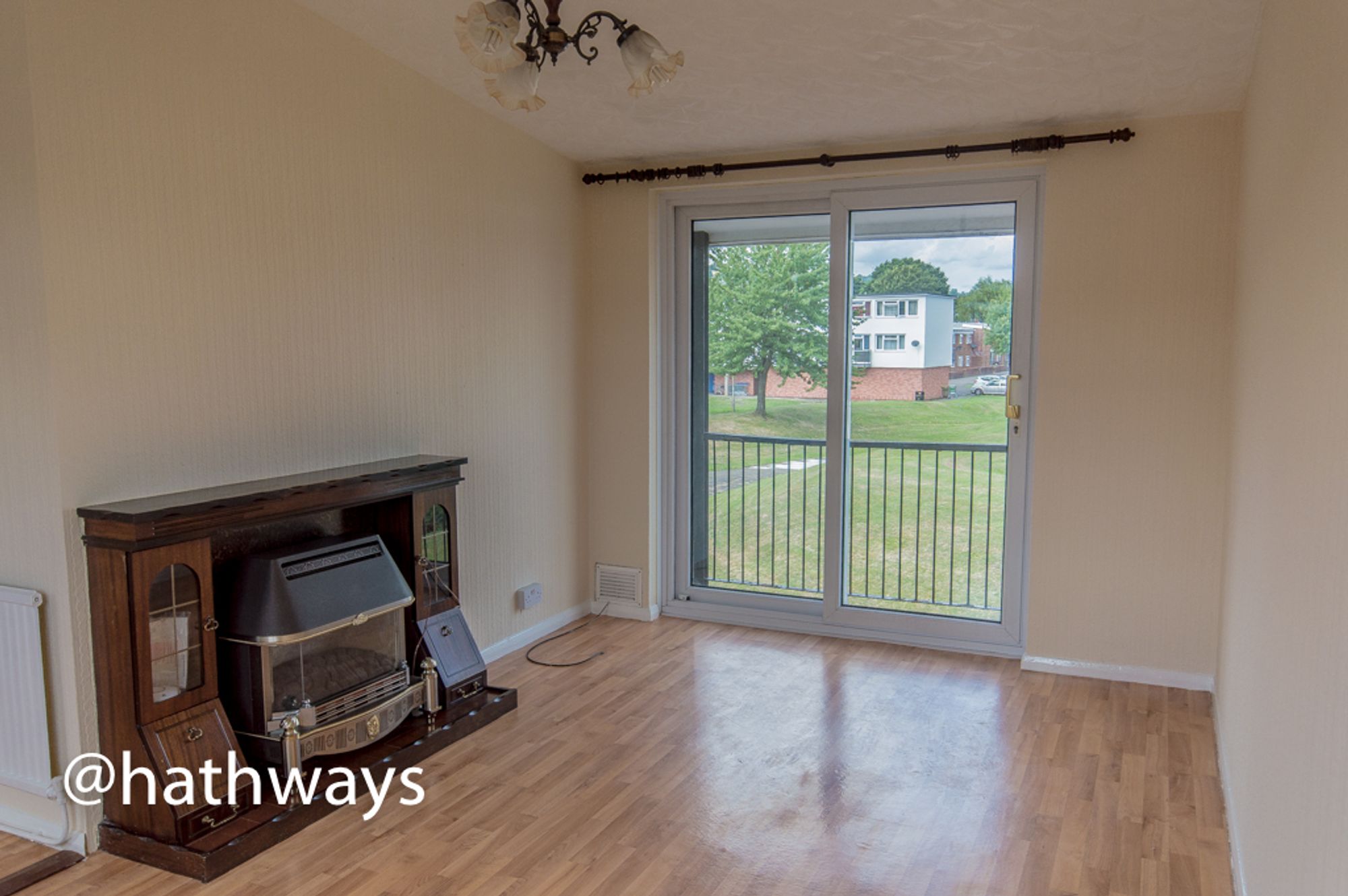 2 bed apartment to rent in Pontnewydd Walk, Cwmbran  - Property Image 2