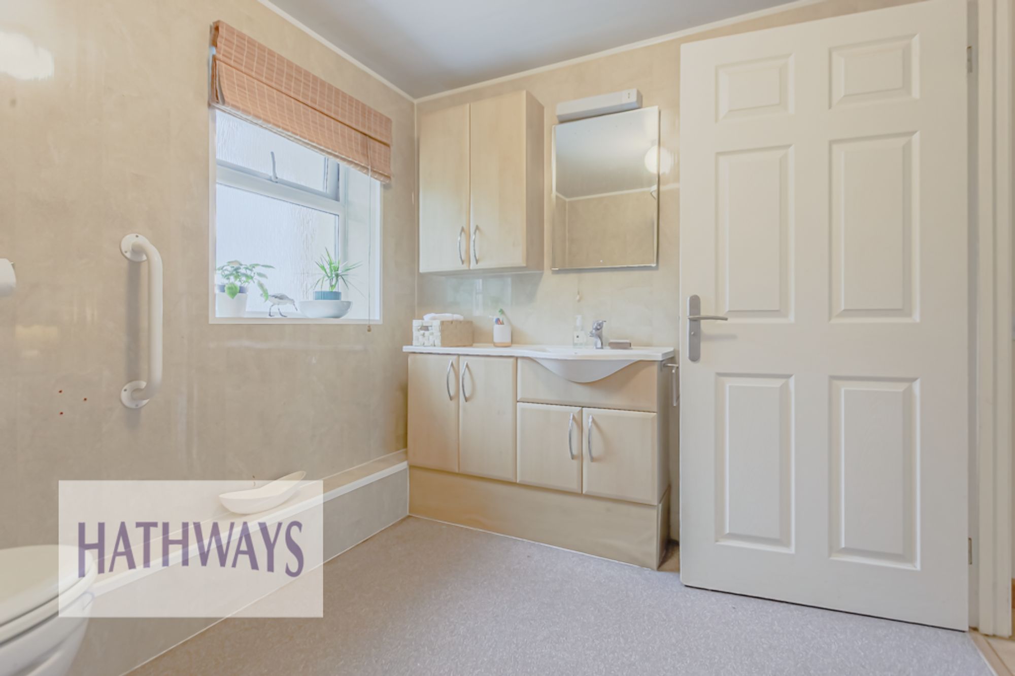 4 bed semi-detached house for sale in Pettingale Road, Cwmbran  - Property Image 29