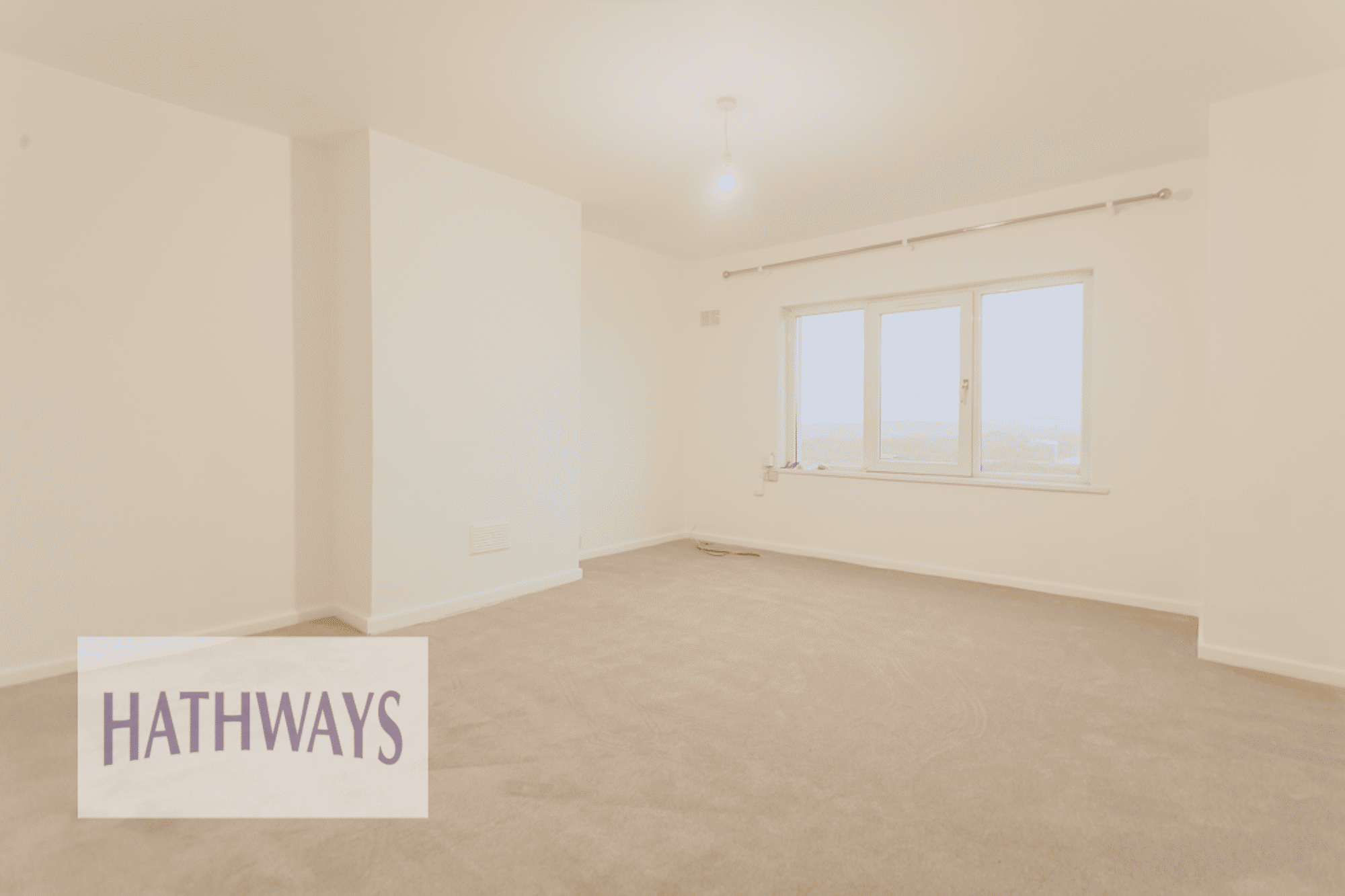 2 bed flat to rent in Oaklands Road, Pontypool 16