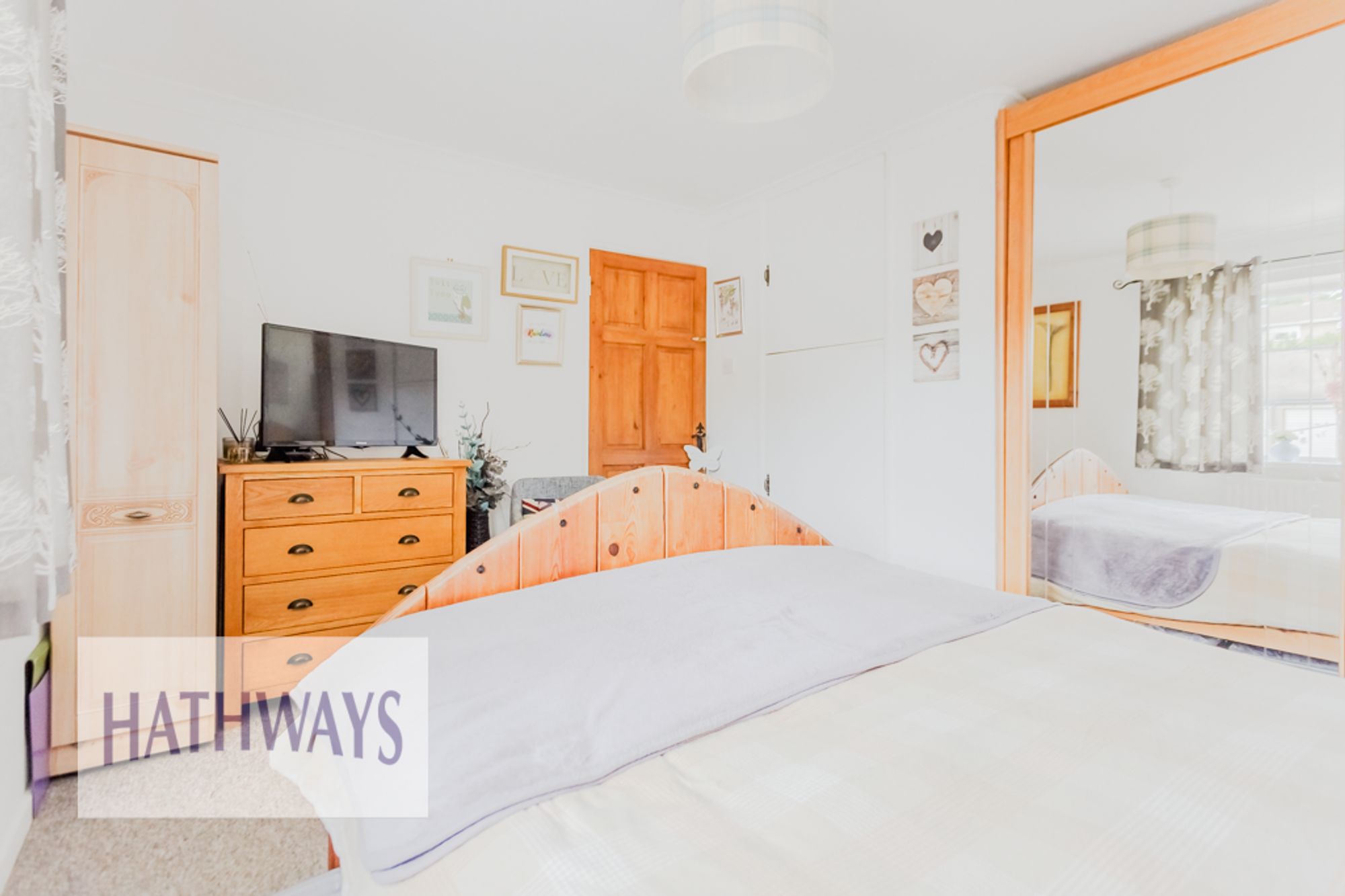 3 bed mid-terraced house for sale in Canberra Close, Cwmbran  - Property Image 22