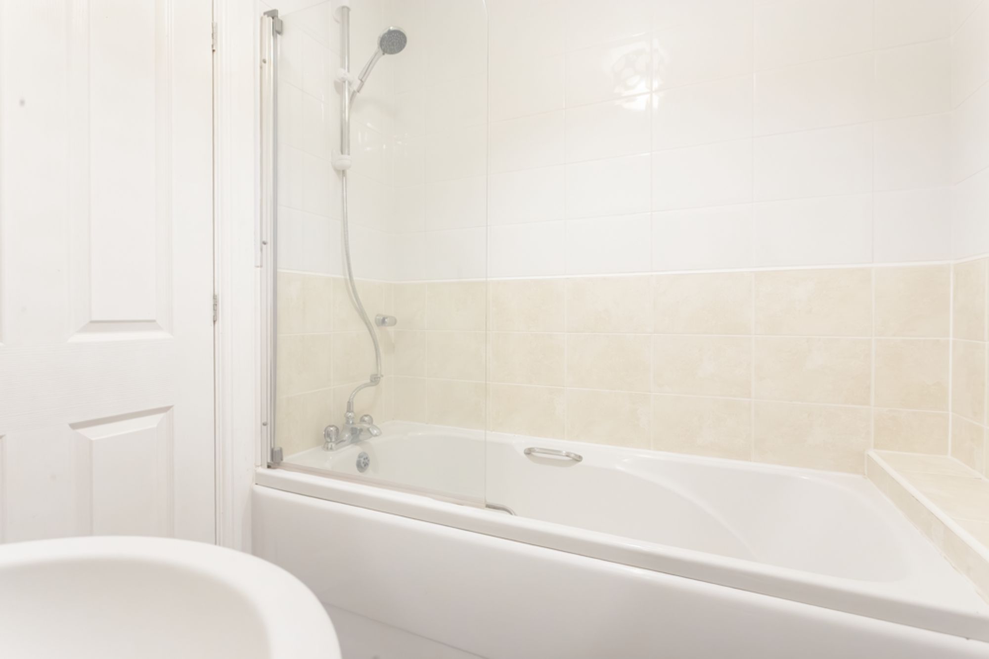 2 bed terraced house for sale in East Dock Road, Newport  - Property Image 17