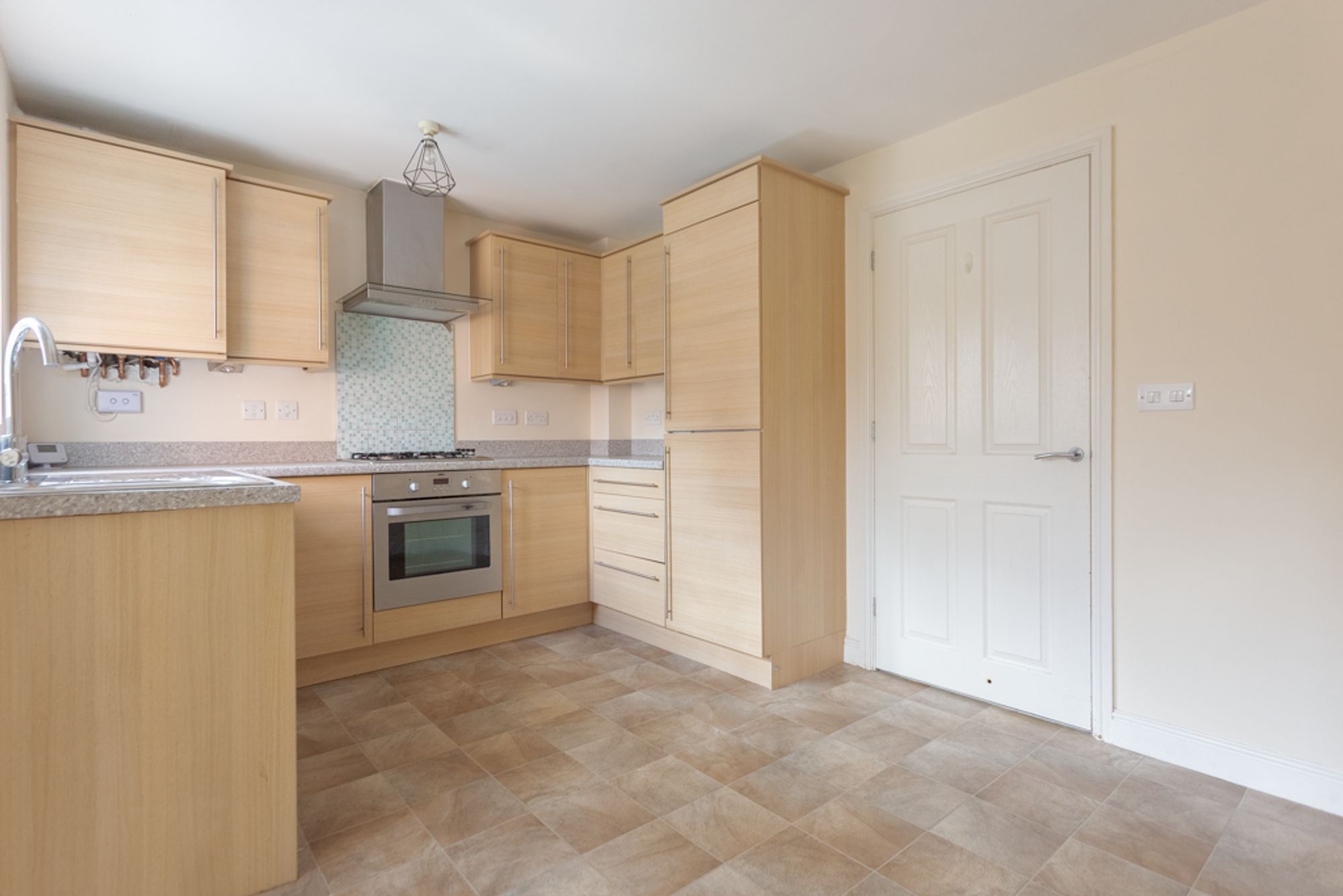 2 bed terraced house for sale in East Dock Road, Newport  - Property Image 4