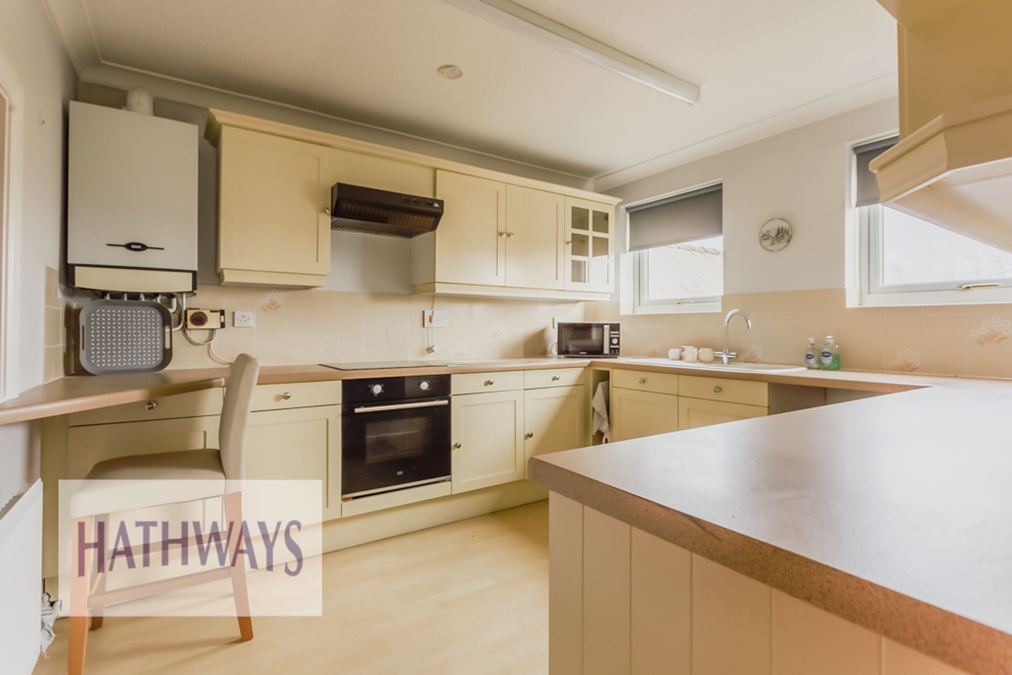 2 bed apartment for sale in Station Road, Newport 9