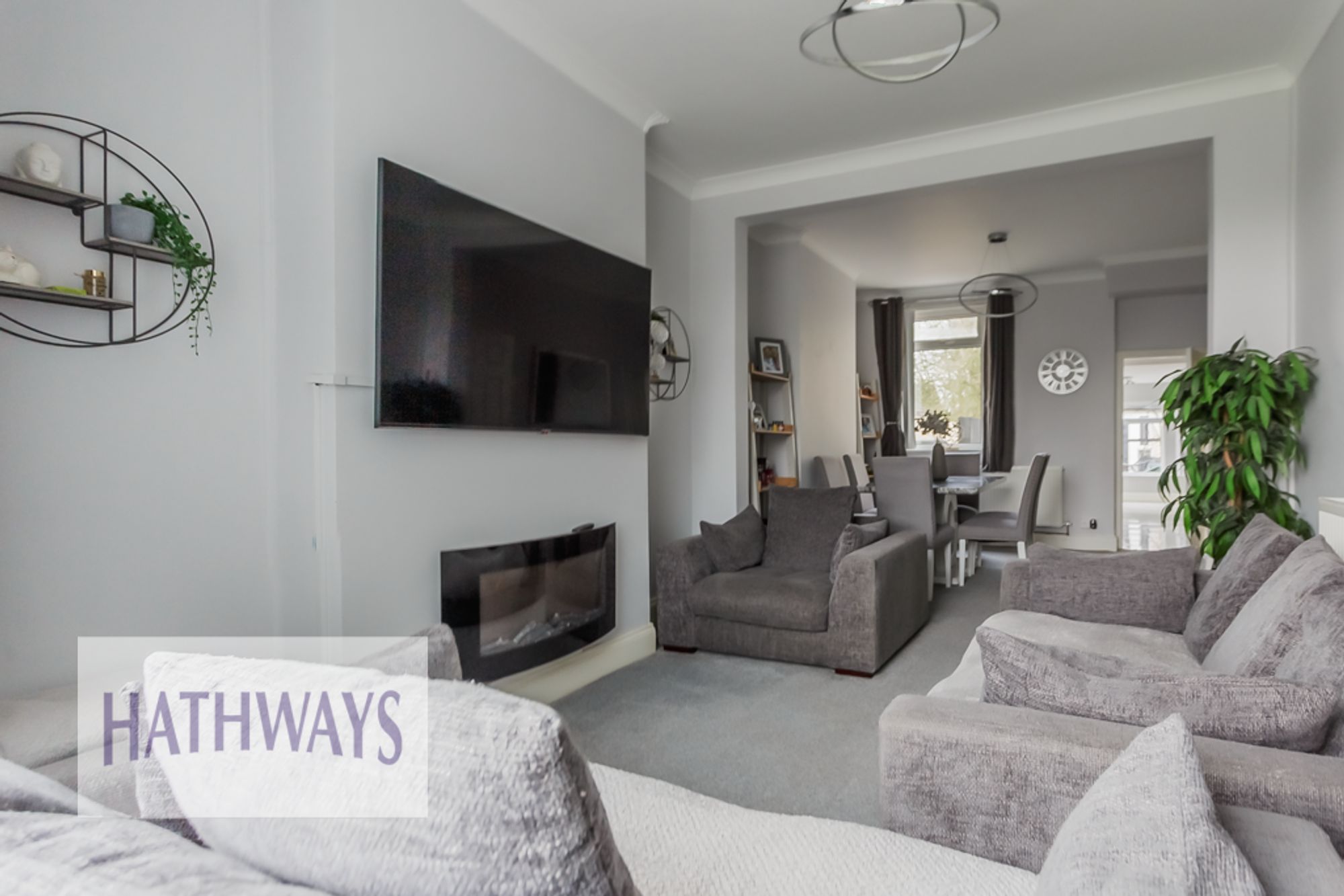 3 bed end of terrace house for sale in Llantarnam Road, Cwmbran  - Property Image 7