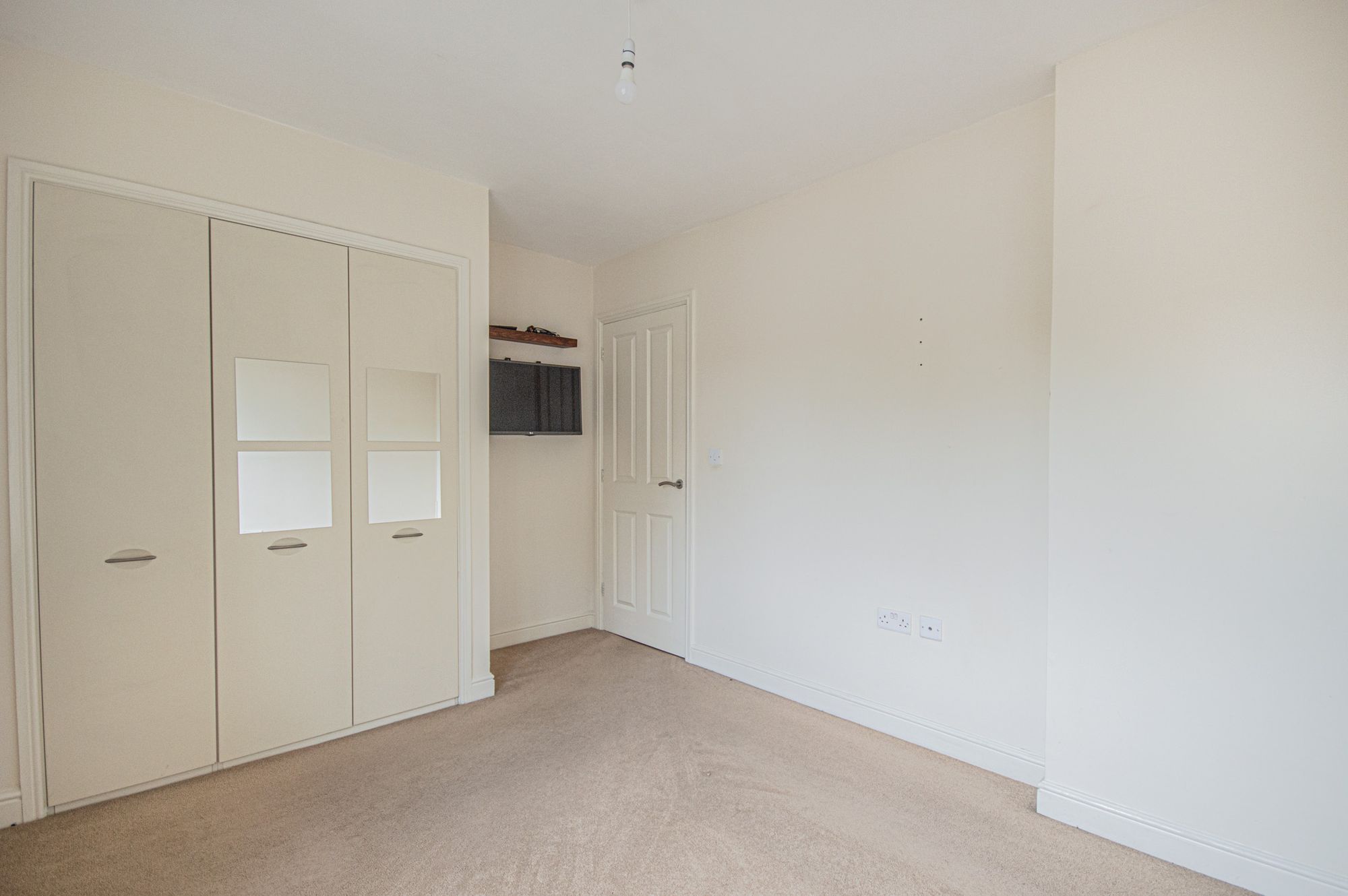 2 bed terraced house to rent in John Fielding Gardens, Cwmbran  - Property Image 11