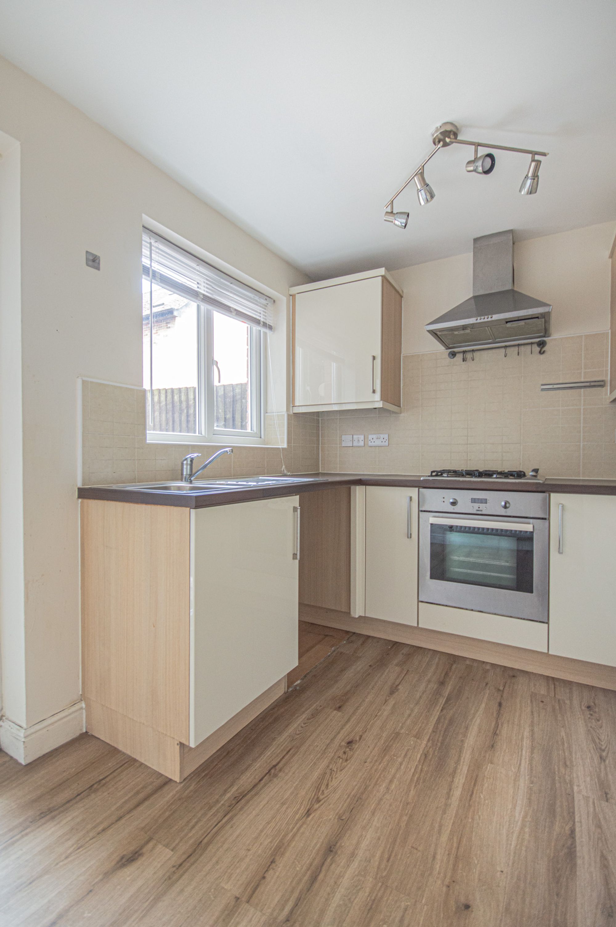 2 bed terraced house to rent in John Fielding Gardens, Cwmbran  - Property Image 4