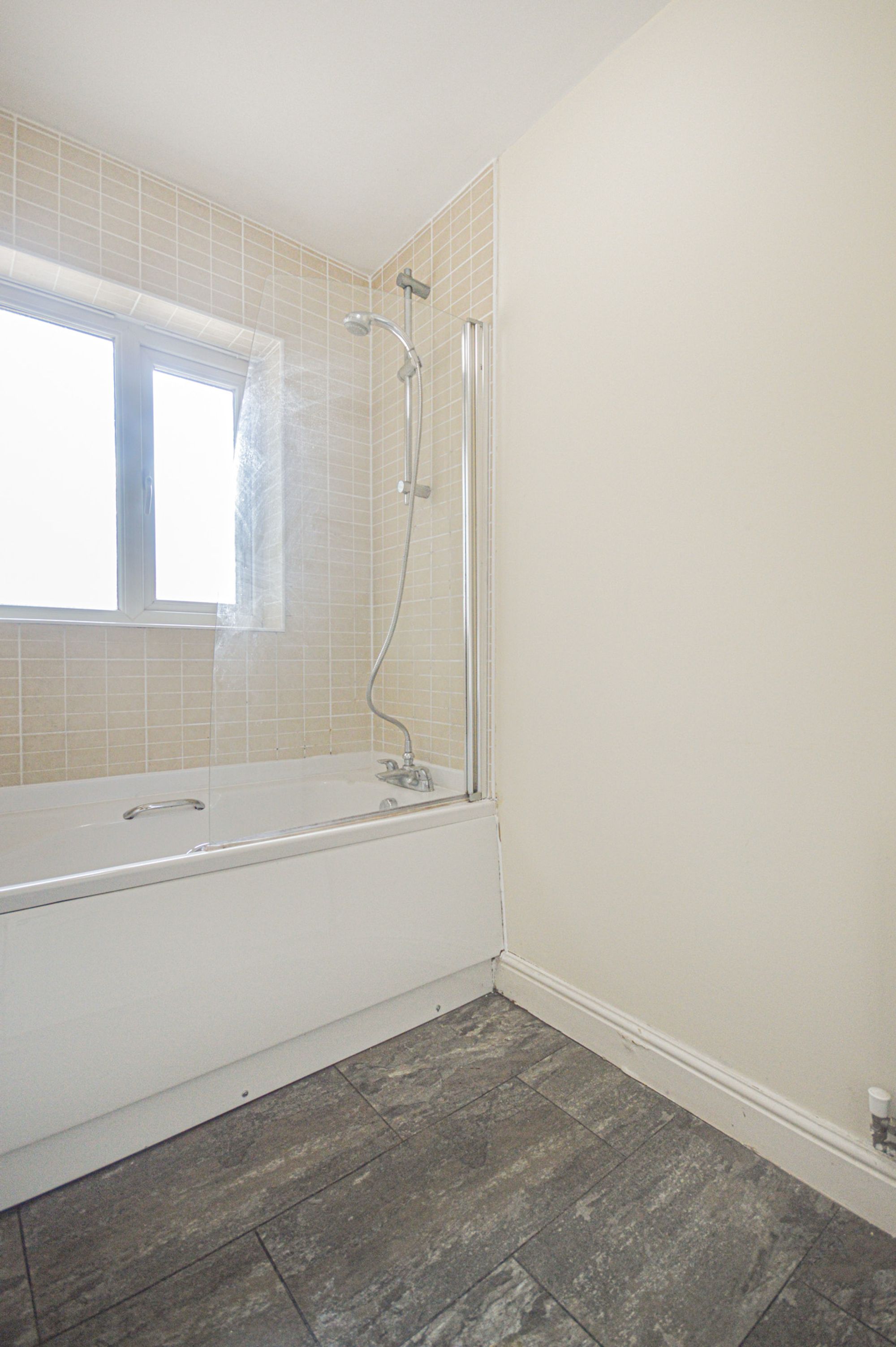 2 bed terraced house to rent in John Fielding Gardens, Cwmbran  - Property Image 13