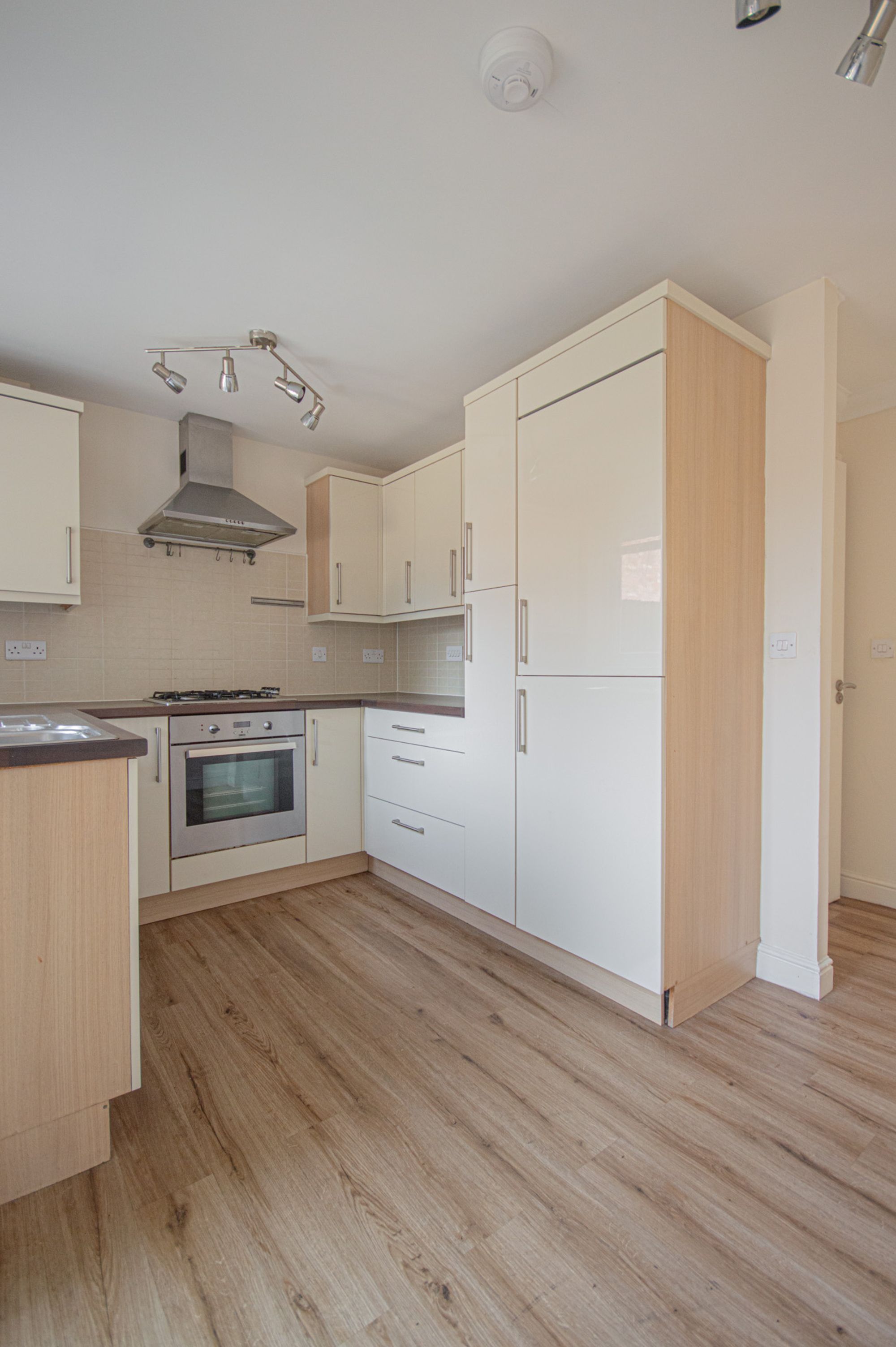 2 bed terraced house to rent in John Fielding Gardens, Cwmbran  - Property Image 3