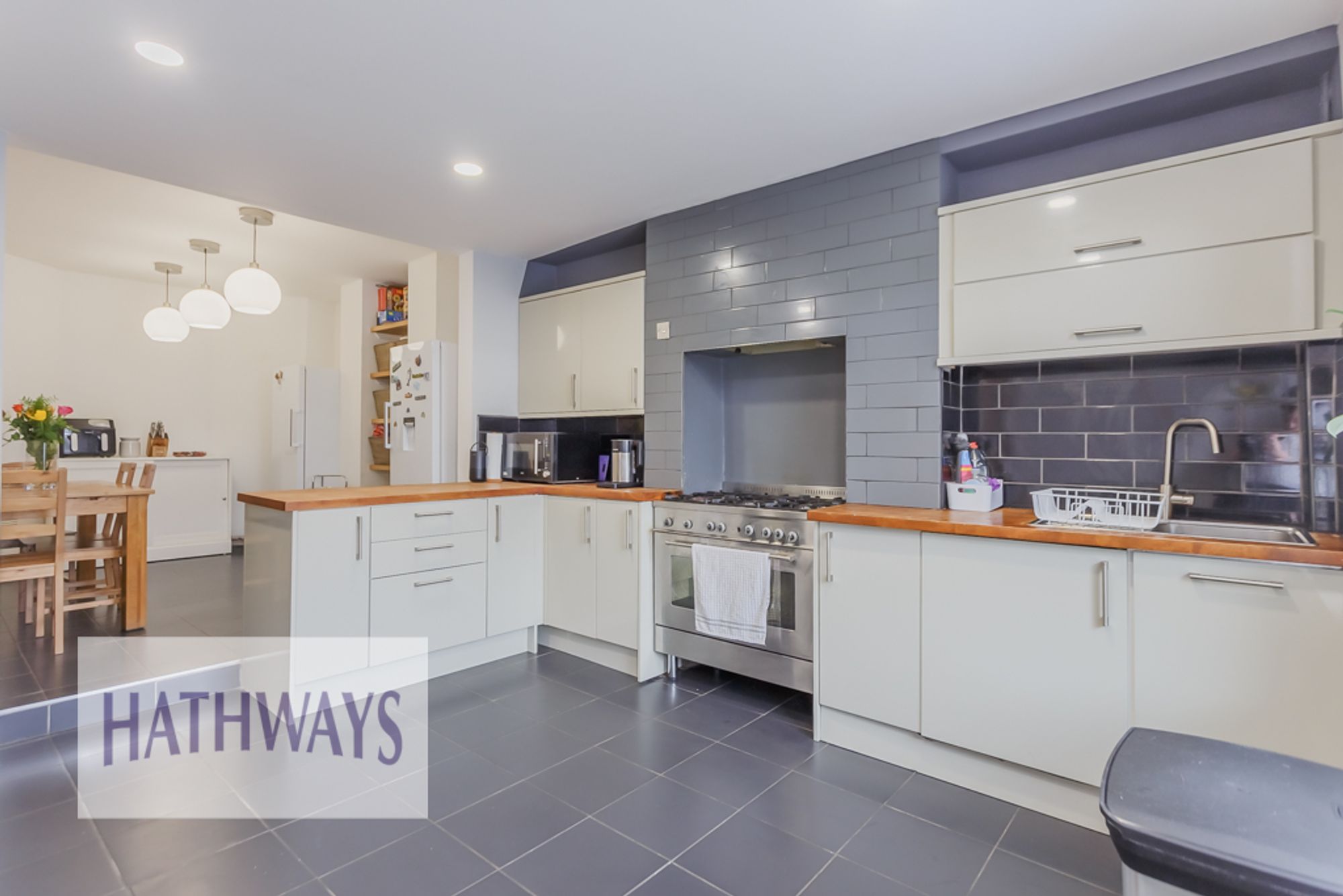 3 bed terraced house for sale in Jackson Place, Newport  - Property Image 1