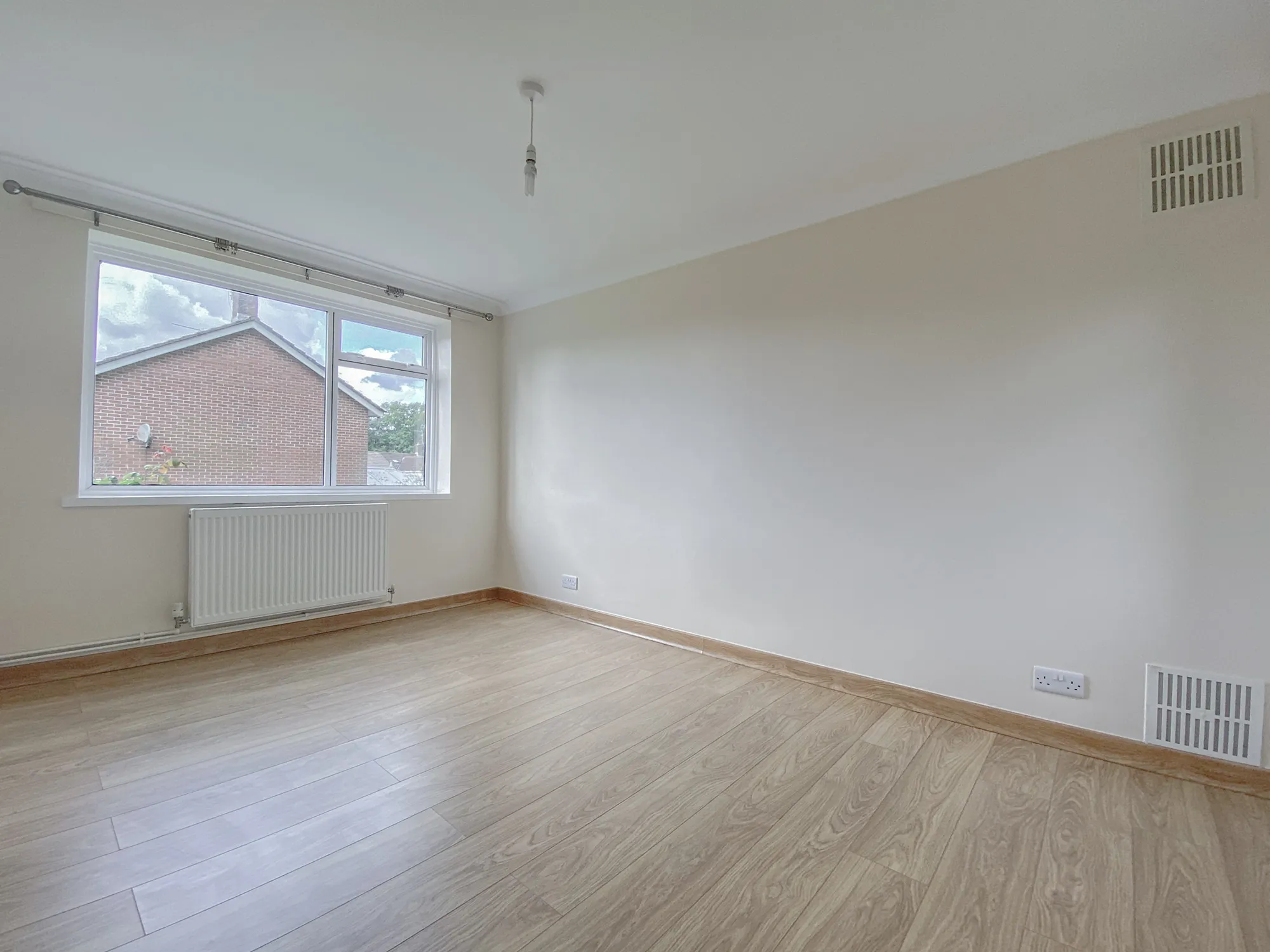 1 bed apartment to rent in Paddock Rise, Cwmbran  - Property Image 8