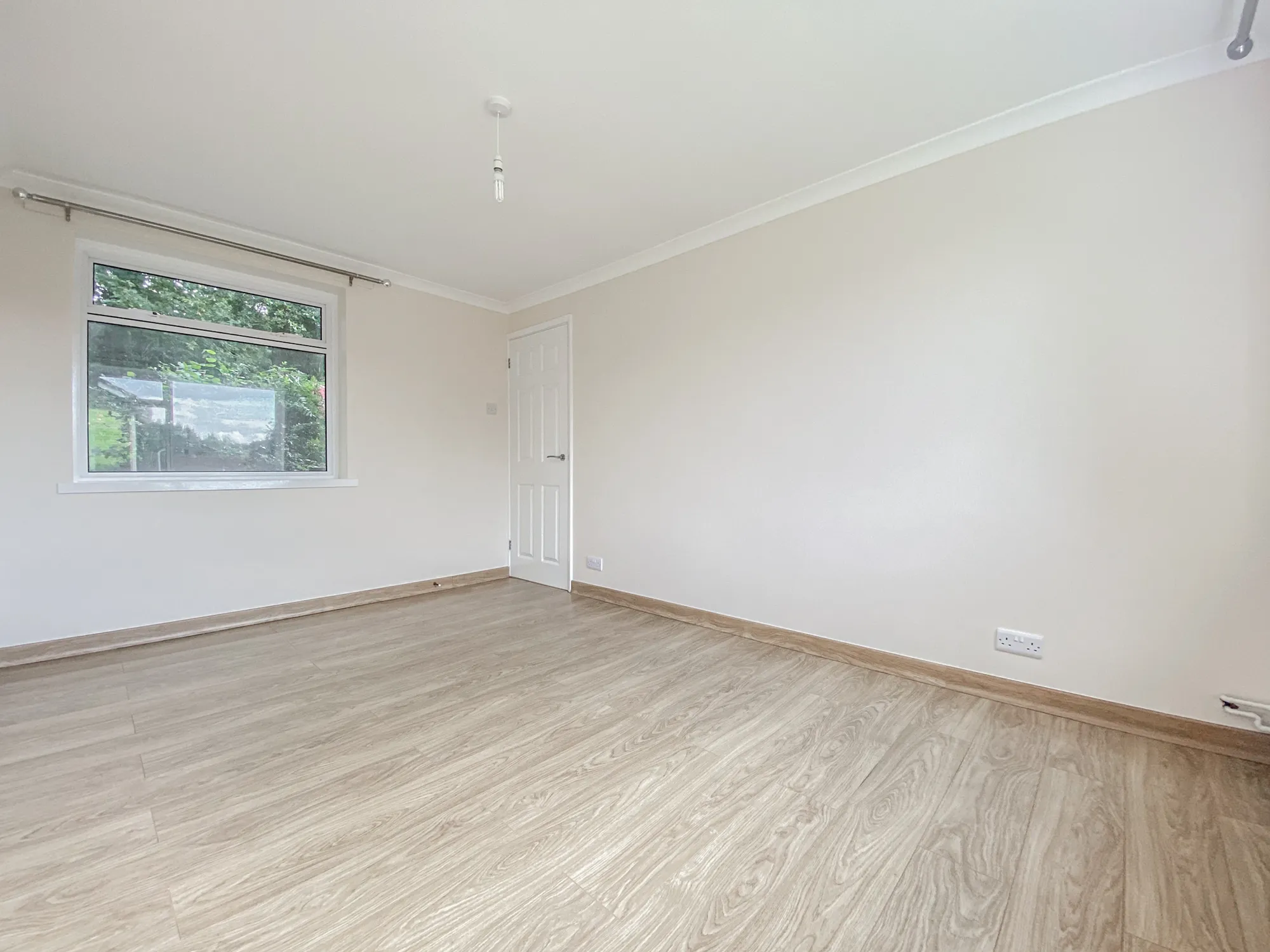 1 bed apartment to rent in Paddock Rise, Cwmbran  - Property Image 9