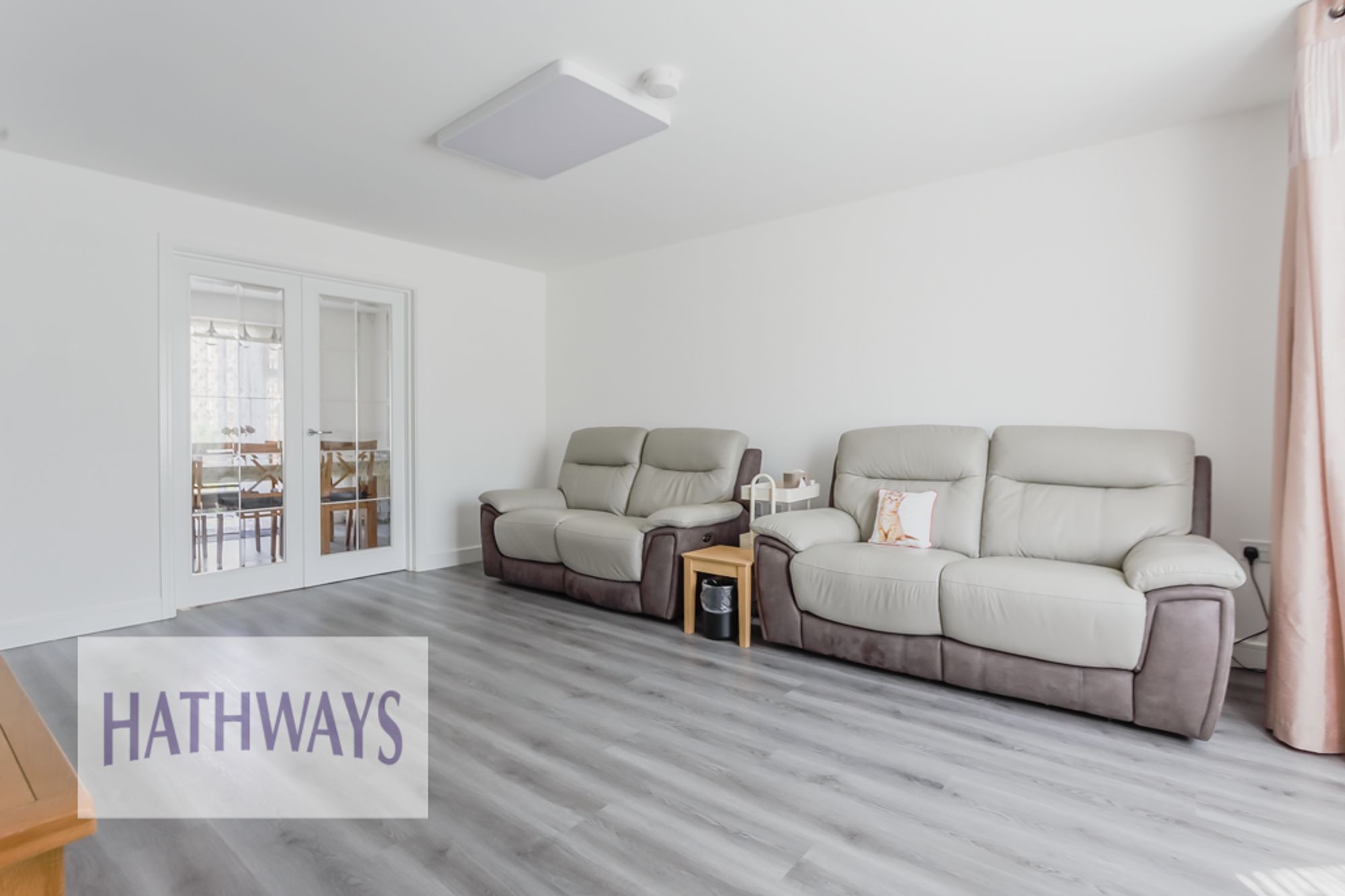 4 bed detached house for sale in Heol Lowri, Cwmbran 4