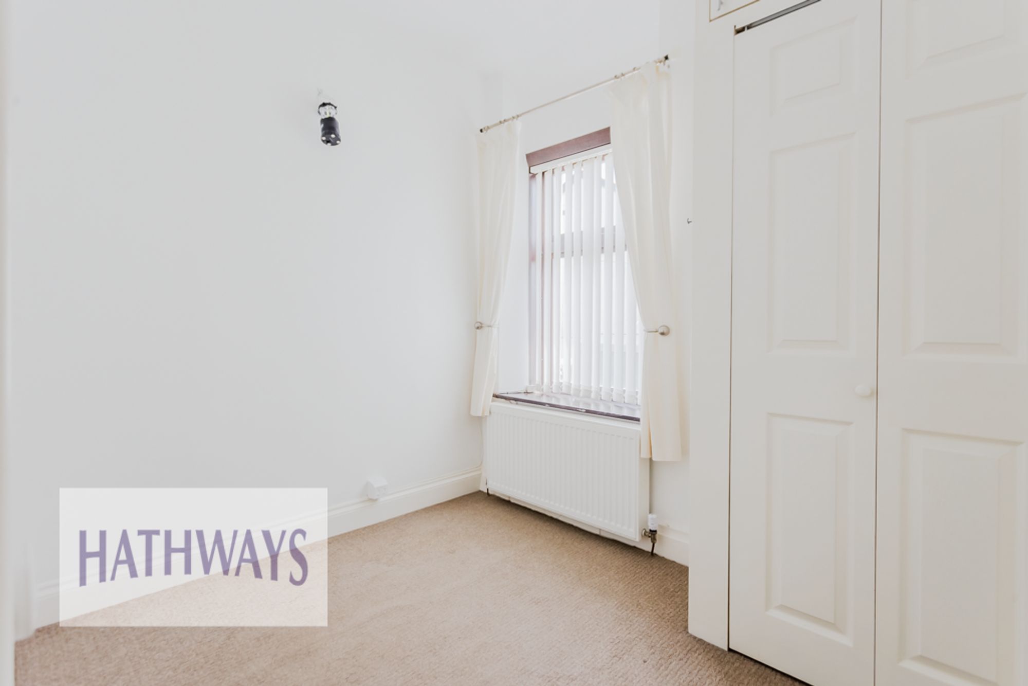 2 bed terraced house to rent in High Street, Pontypool  - Property Image 16