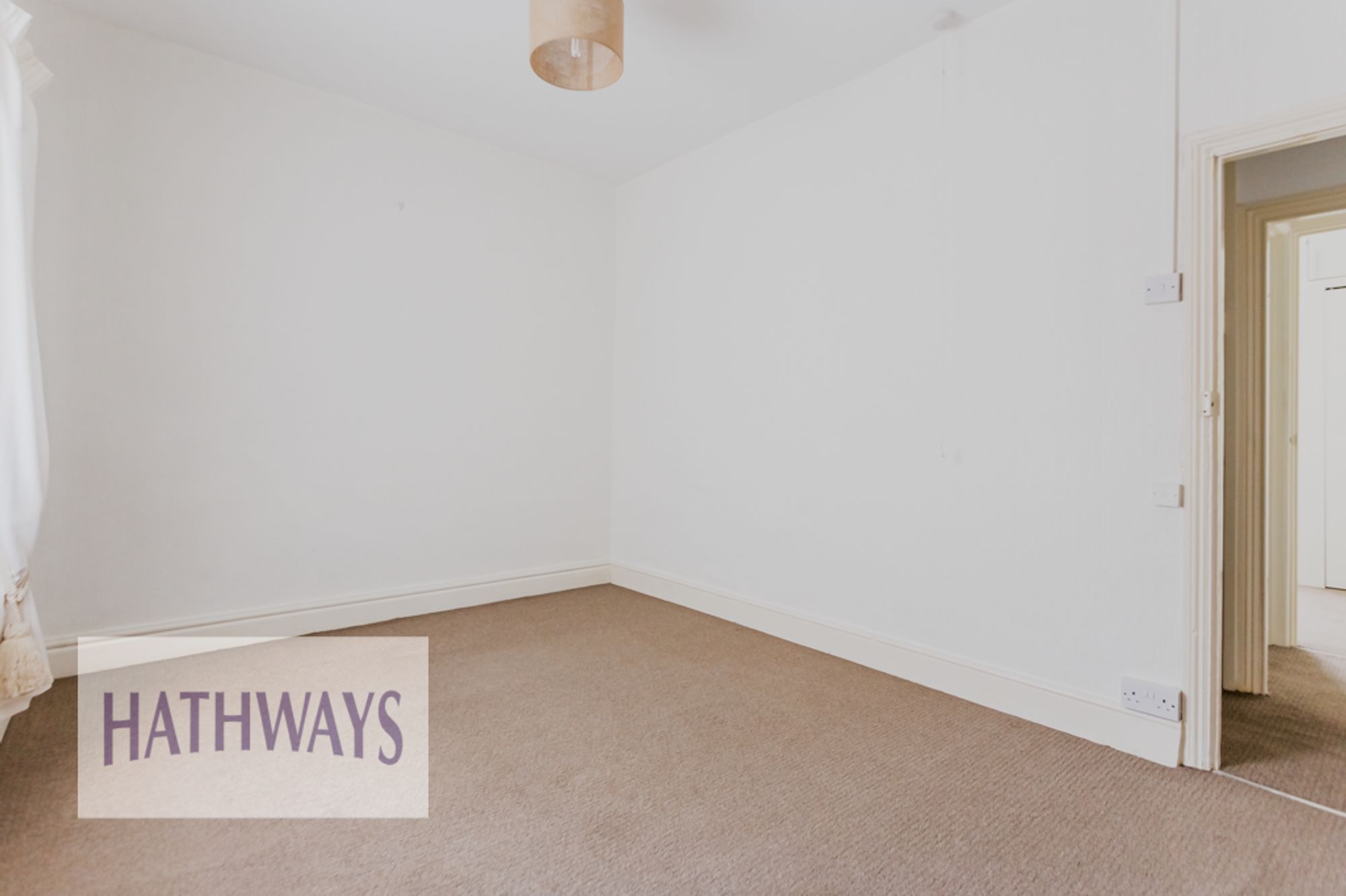 2 bed terraced house to rent in High Street, Pontypool  - Property Image 13