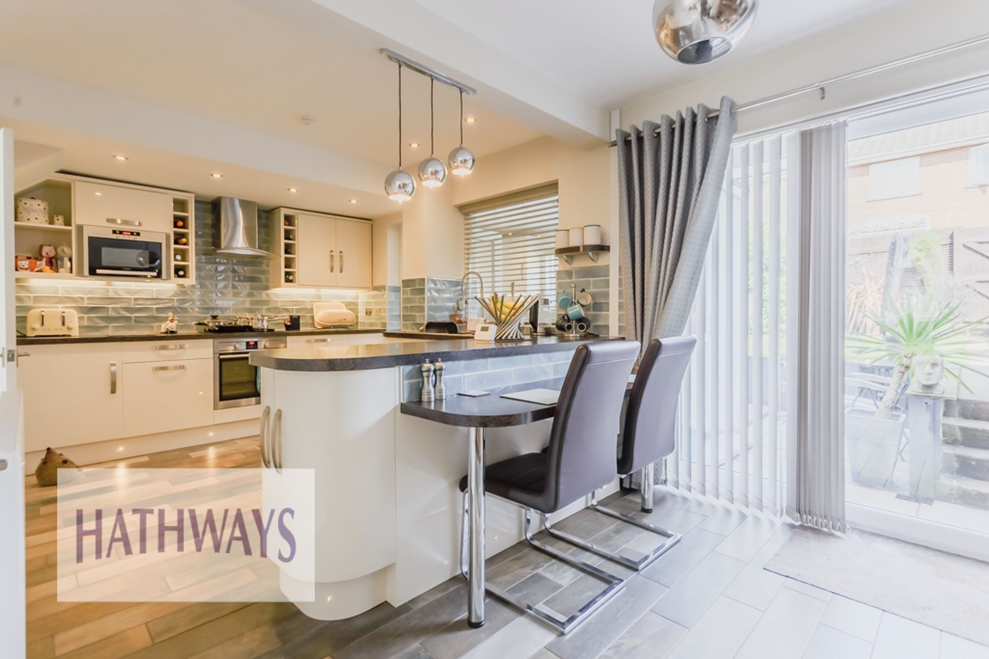 2 bed mid-terraced house for sale in Salisbury Court, Cwmbran  - Property Image 8