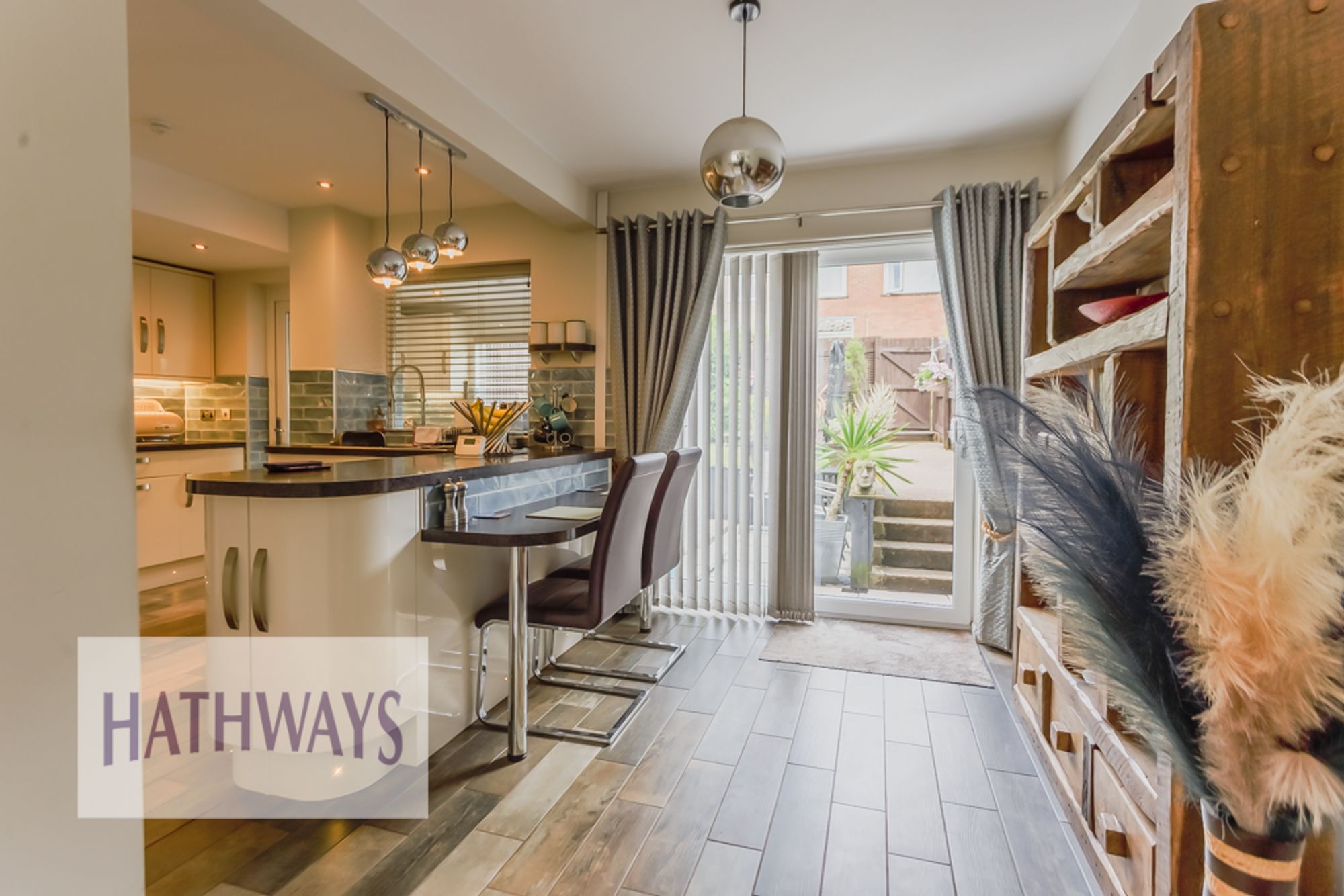 2 bed mid-terraced house for sale in Salisbury Court, Cwmbran  - Property Image 9