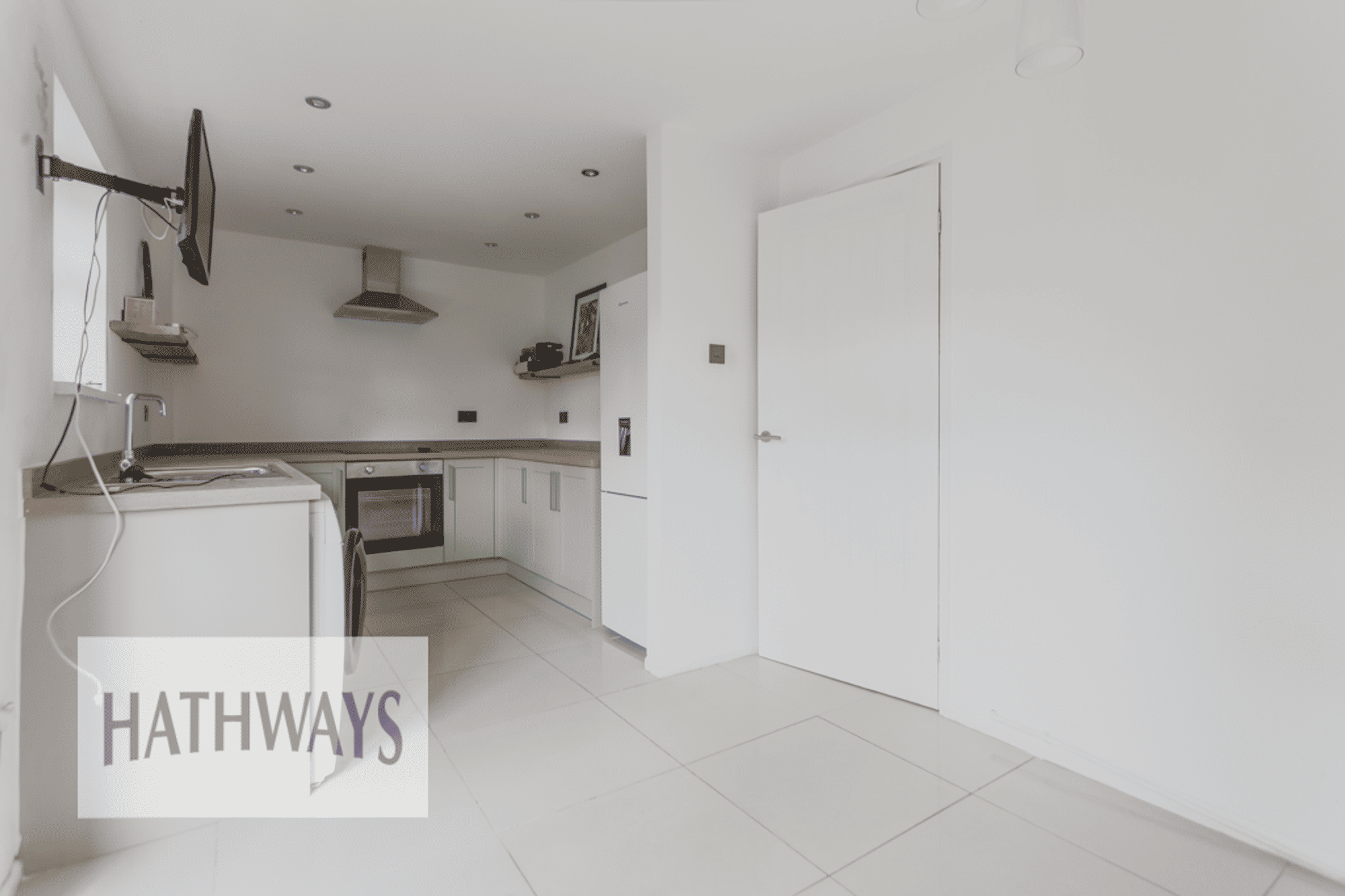 3 bed end of terrace house for sale in Bowleaze, Cwmbran 6
