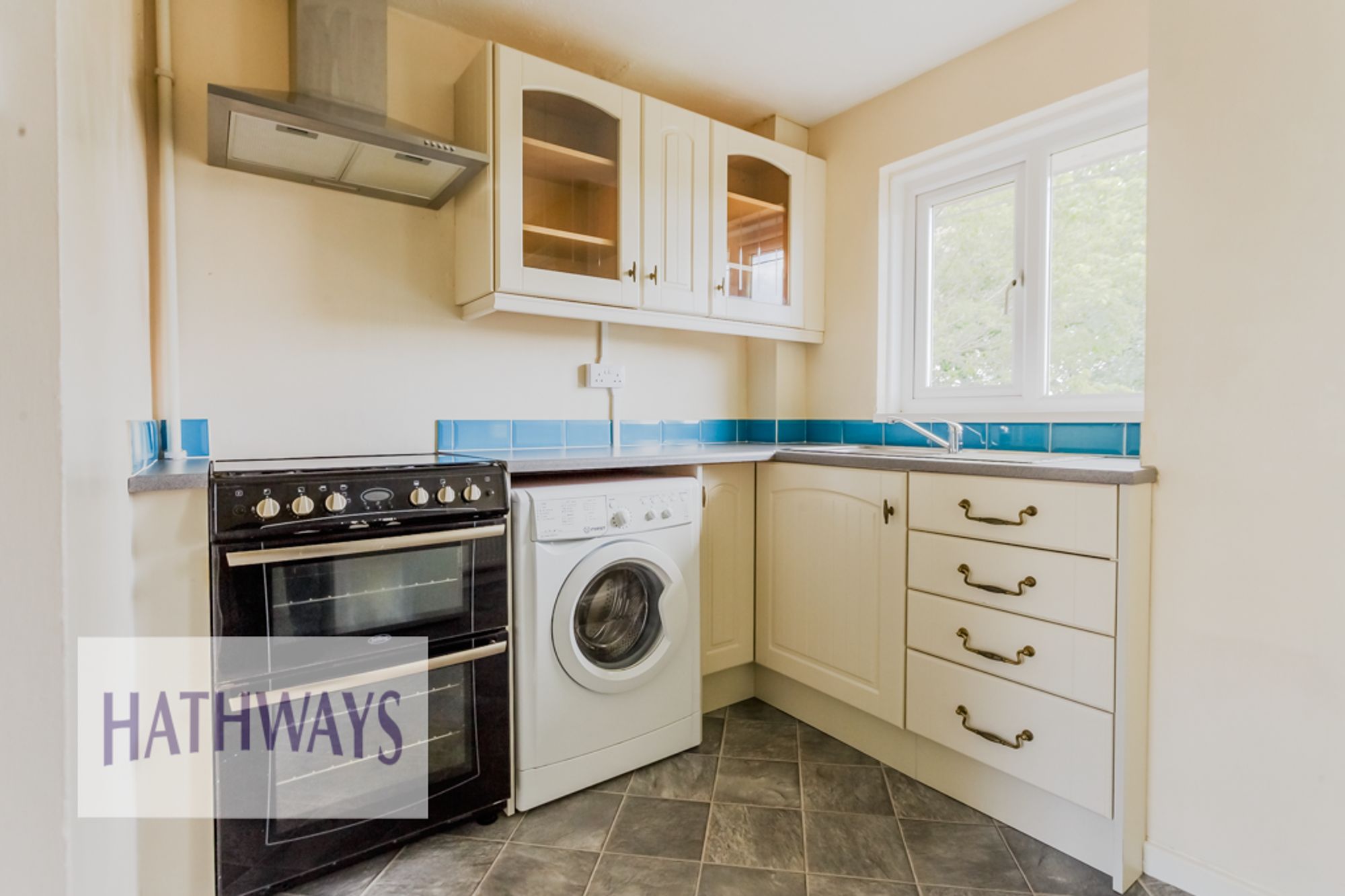 2 bed flat for sale in Greenmeadow Way, Cwmbran  - Property Image 19