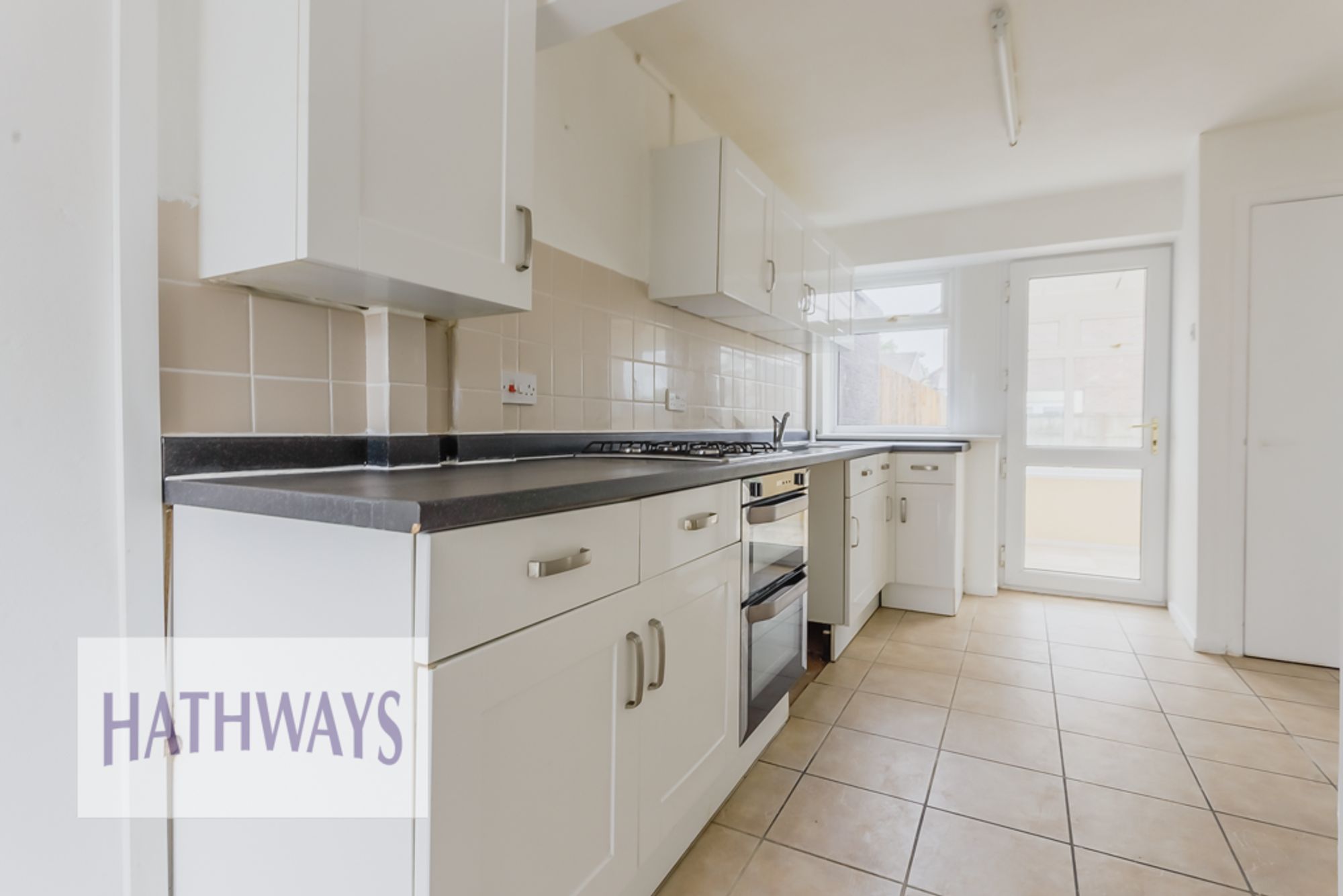 3 bed terraced house for sale in Cwrt Glas, Cwmbran  - Property Image 5