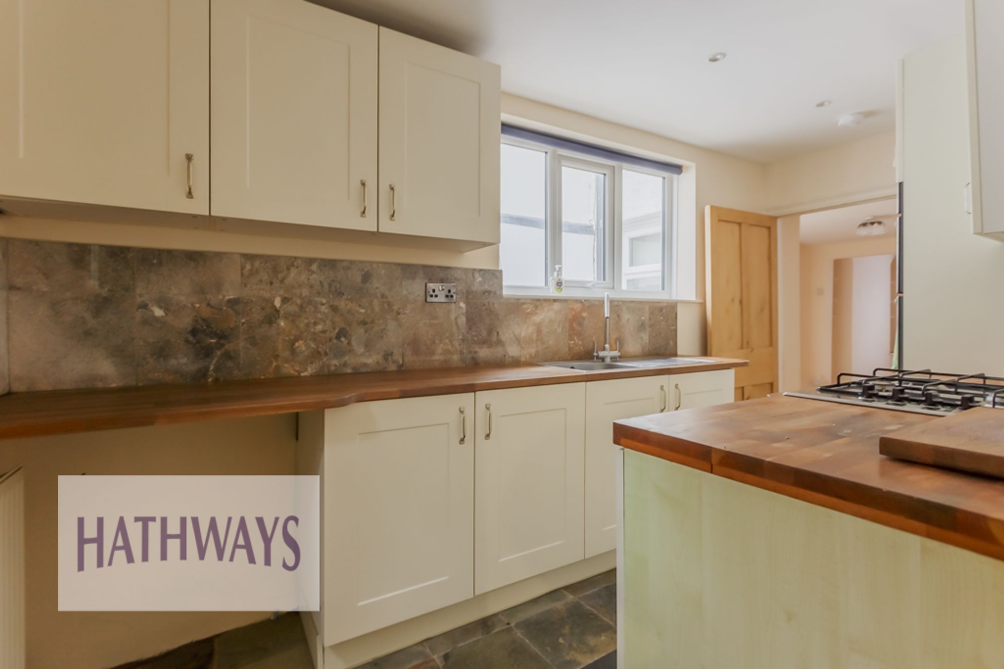 2 bed terraced cottage for sale in Church Street, Newport  - Property Image 12