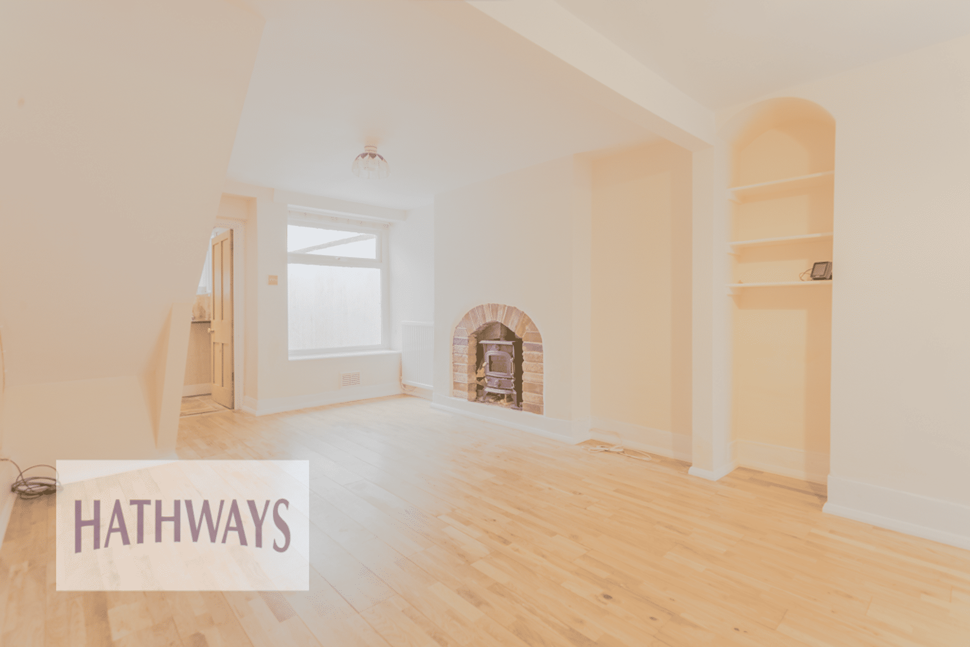 2 bed terraced cottage to rent in Church Street, Newport 5