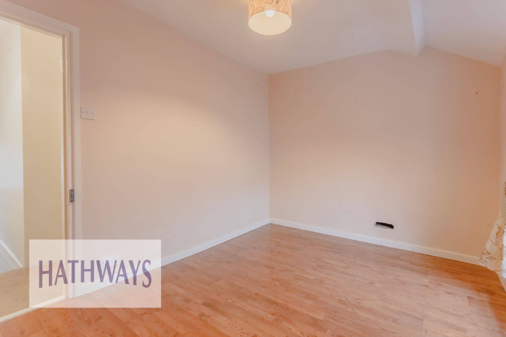 2 bed terraced cottage to rent in Church Street, Newport 16