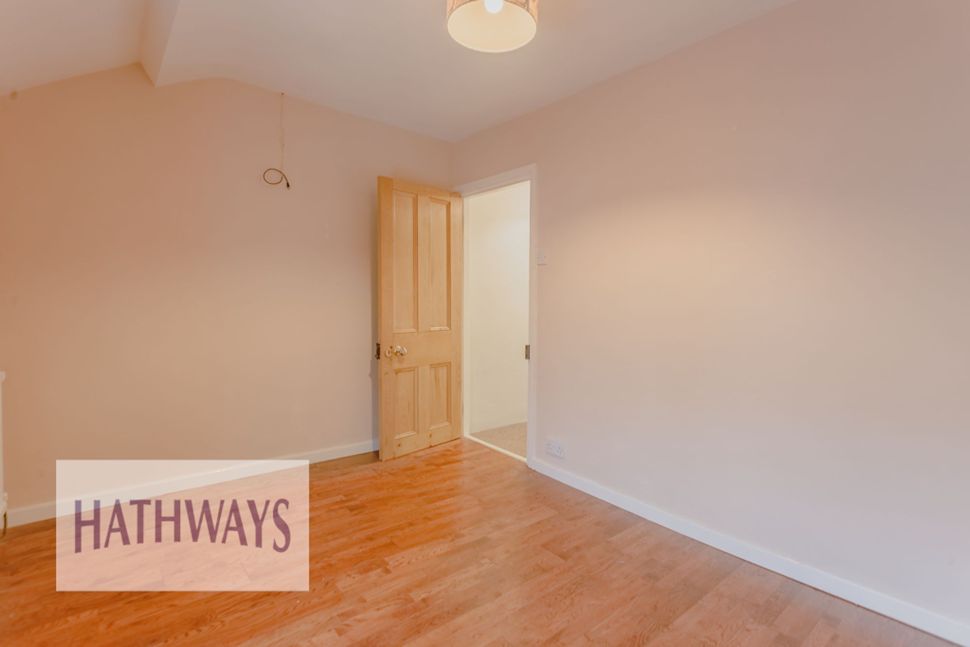 2 bed terraced cottage to rent in Church Street, Newport  - Property Image 19