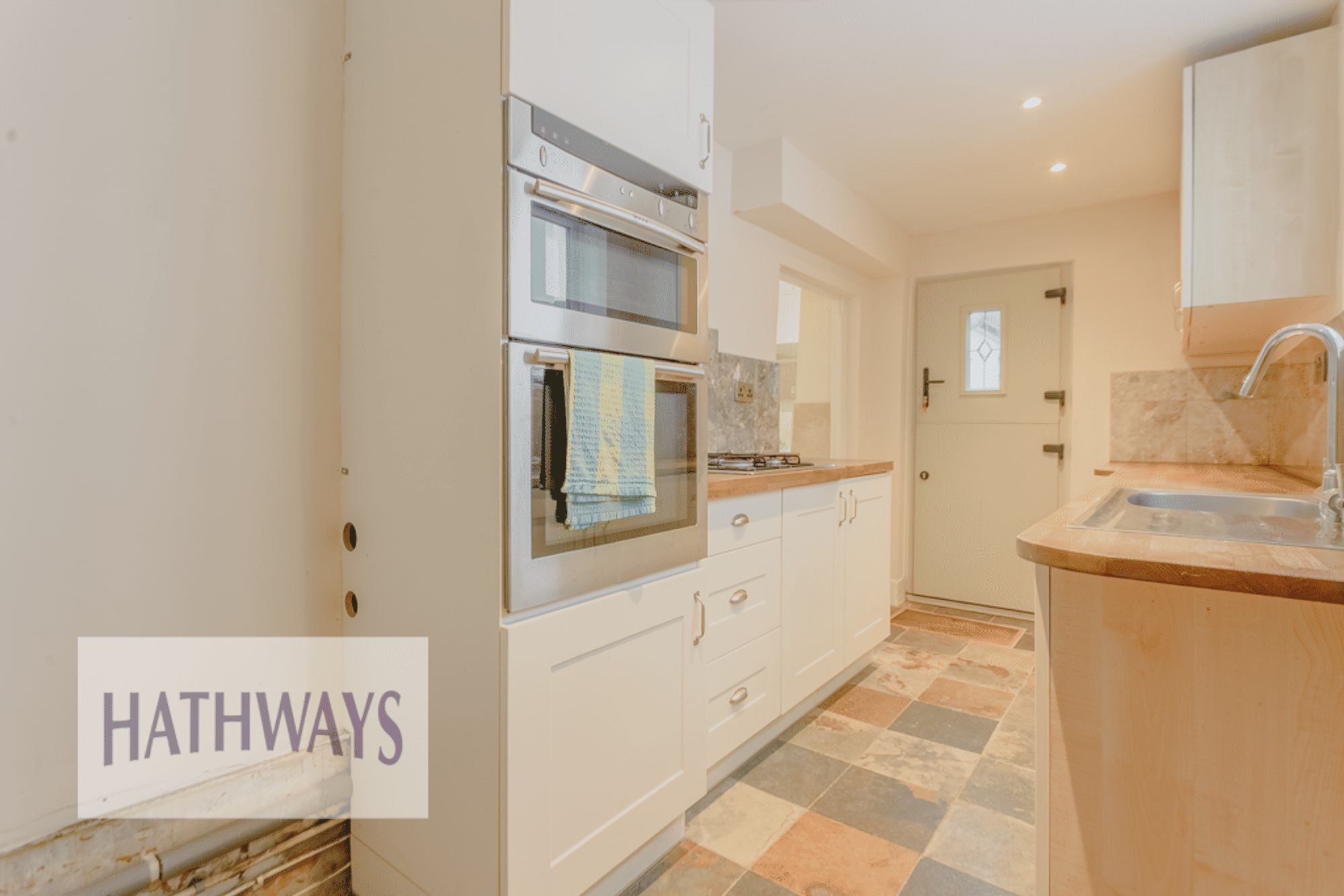 2 bed terraced cottage to rent in Church Street, Newport  - Property Image 10