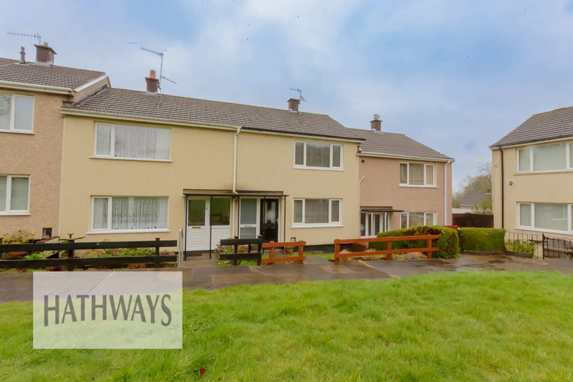 2 bed mid-terraced house for sale in Chestnut Green, Cwmbran - Property Image 1