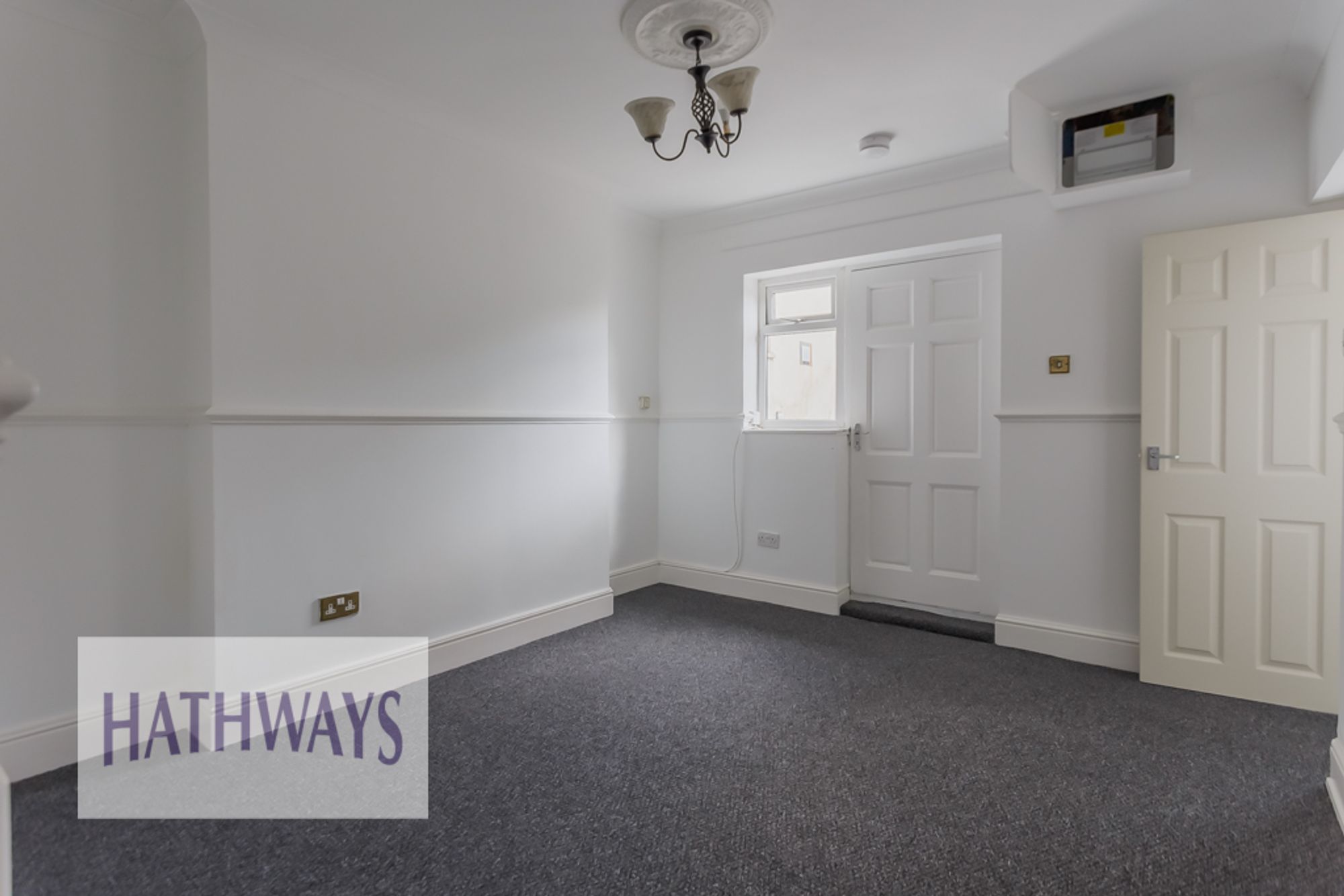 1 bed flat for sale in Commercial Street, Pontypool  - Property Image 13