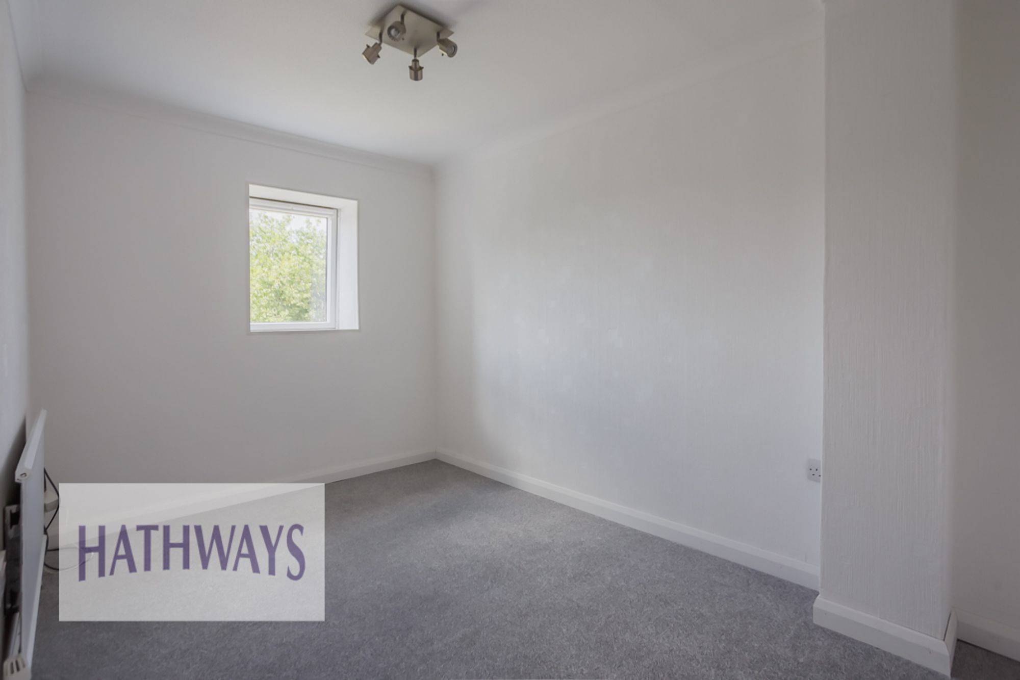 2 bed for sale in Oak Street, Cwmbran  - Property Image 19