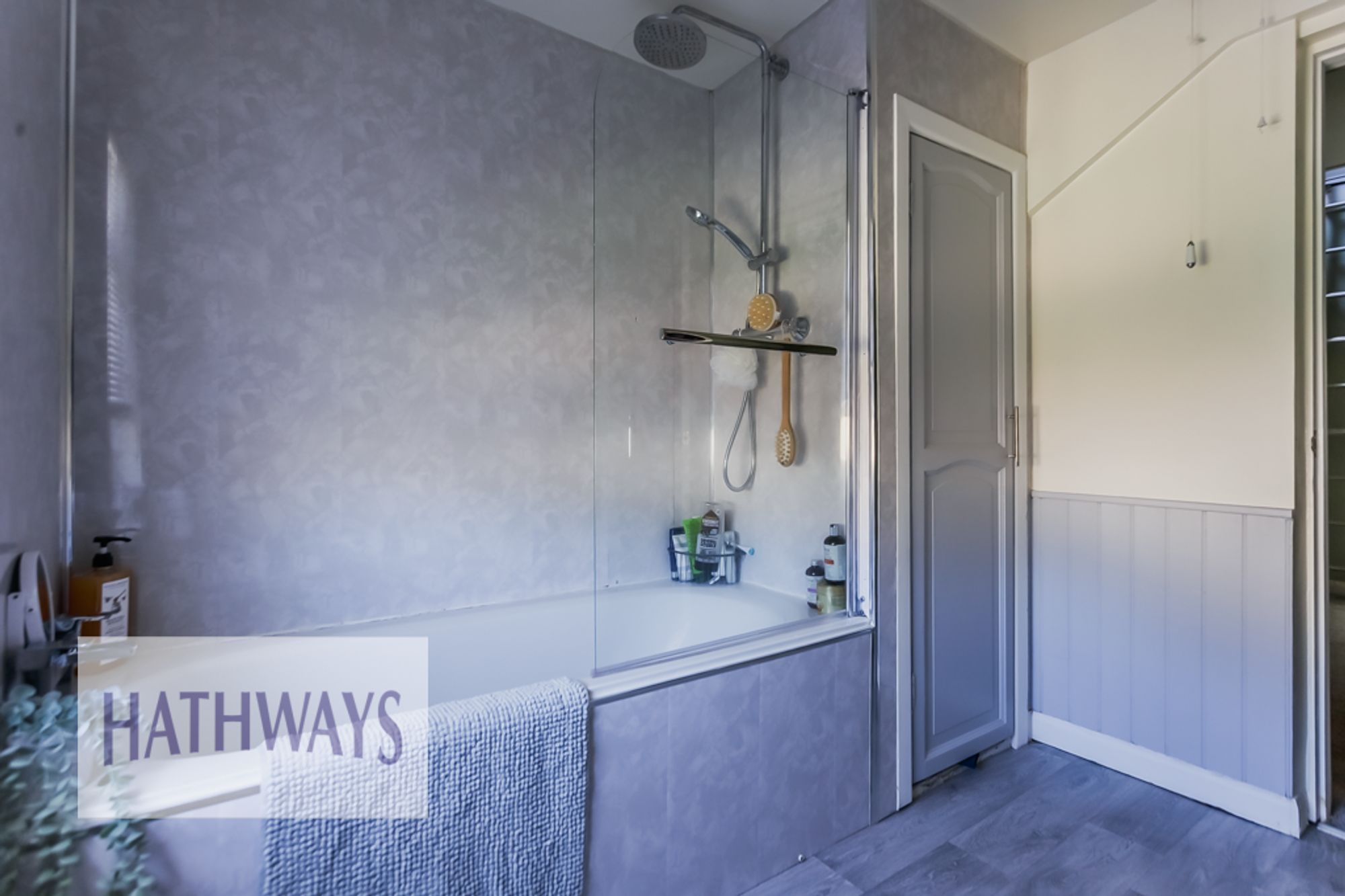 2 bed terraced house for sale in Gladstone Place, Pontypool 21