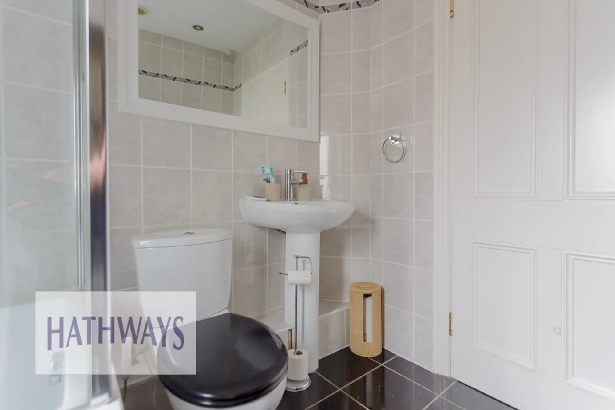 3 bed end of terrace house for sale in Victoria Road, Pontypool  - Property Image 36