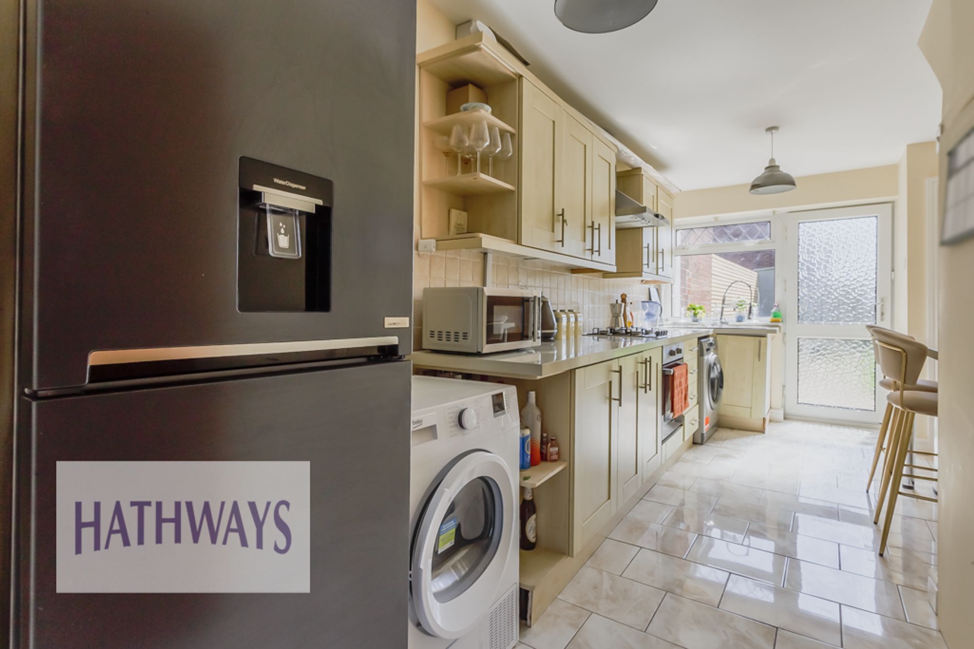 3 bed mid-terraced house to rent in Cwrt Glas, Cwmbran  - Property Image 5