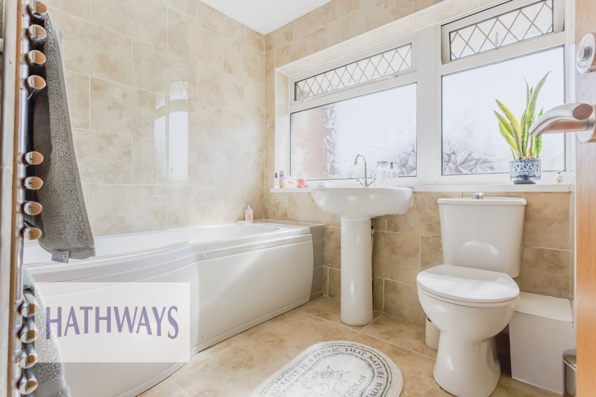 3 bed mid-terraced house to rent in Cwrt Glas, Cwmbran  - Property Image 27
