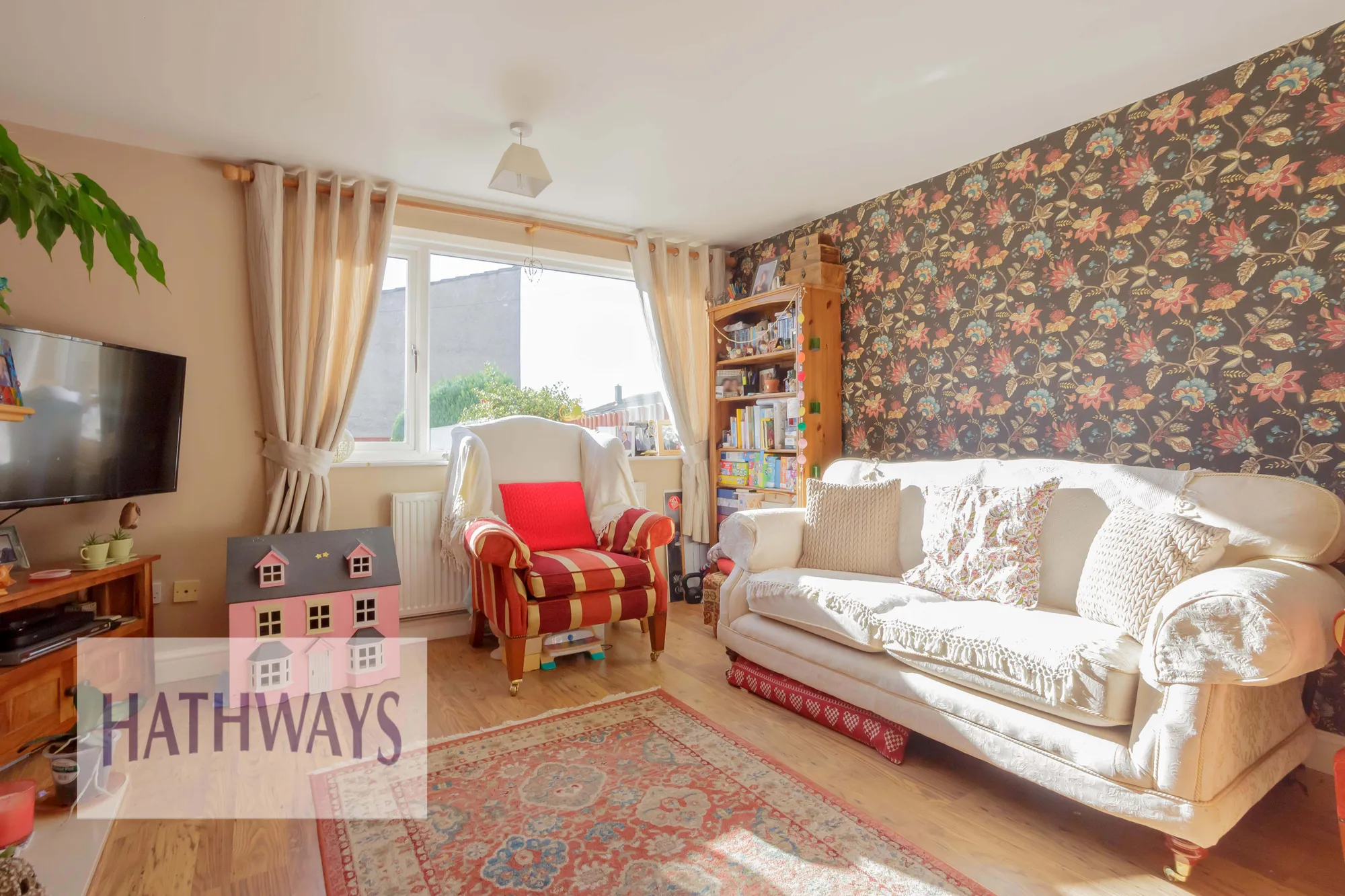 3 bed terraced house for sale in Lancaster Road, Pontypool  - Property Image 4
