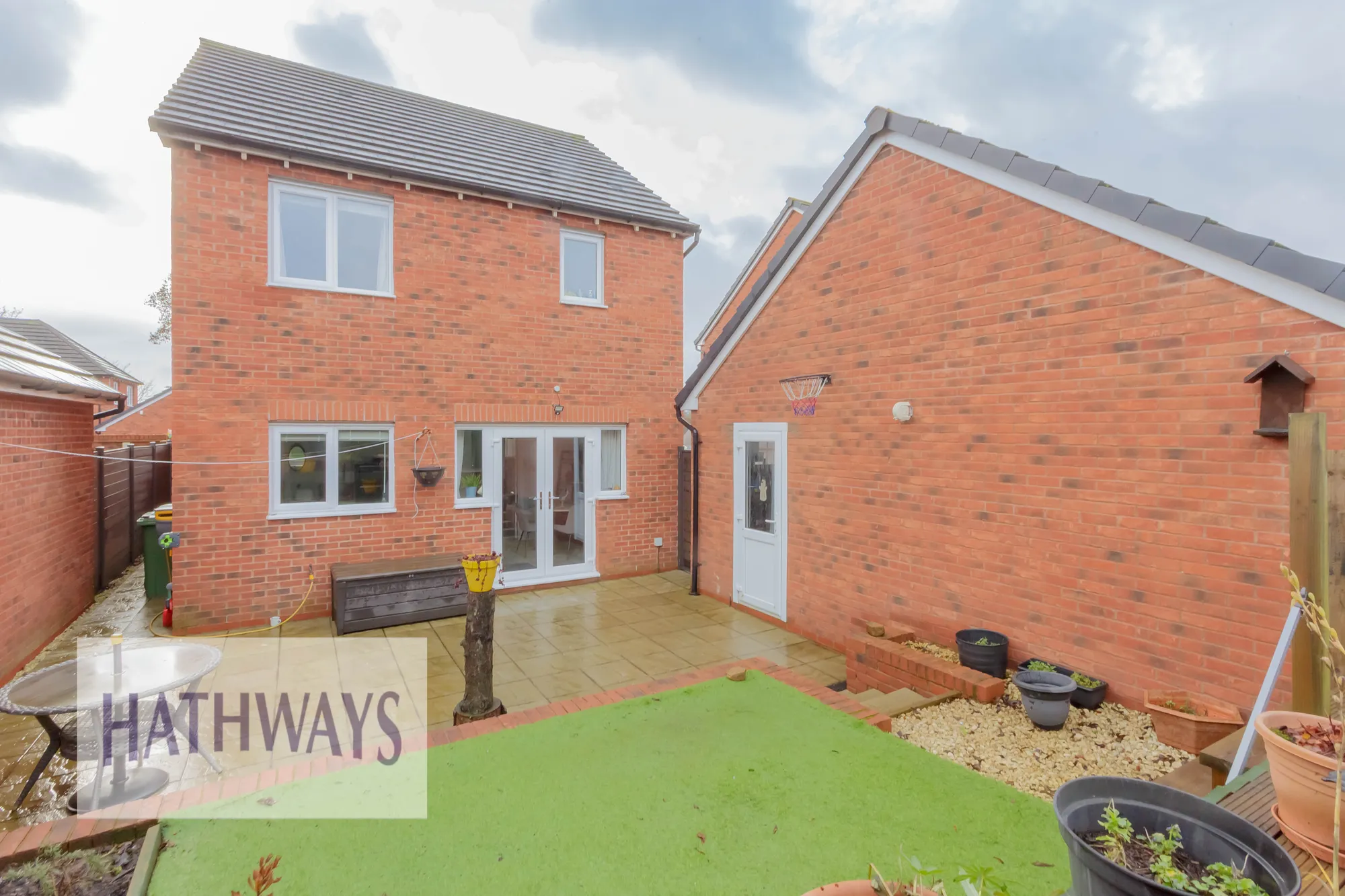 3 bed detached house for sale in Oakfield Grange, Cwmbran  - Property Image 35