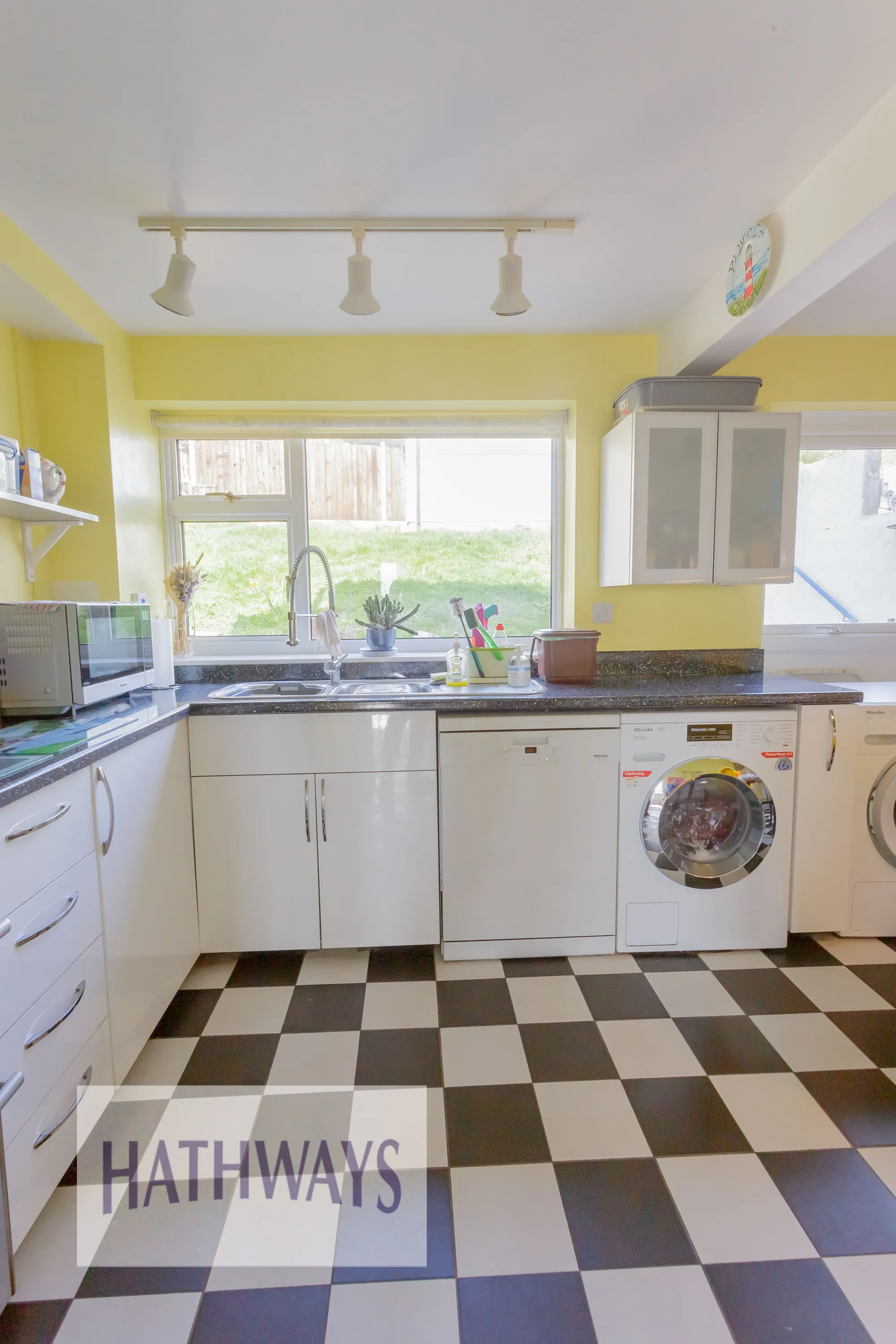 3 bed semi-detached house for sale in Fairfield Road, Newport  - Property Image 10