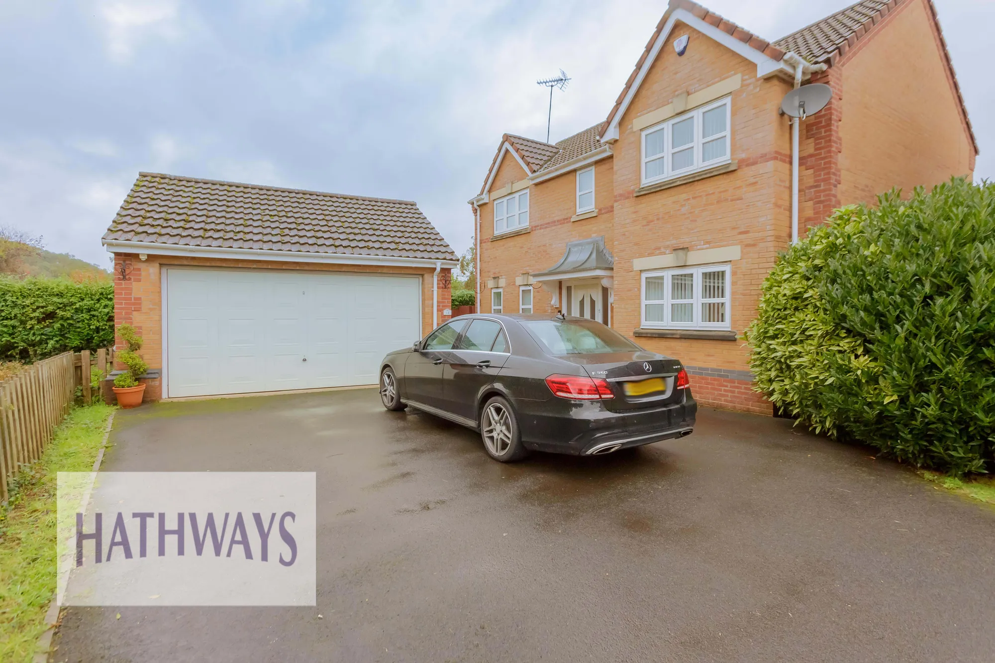 4 bed detached house for sale in Stockwood View, Newport - Property Image 1