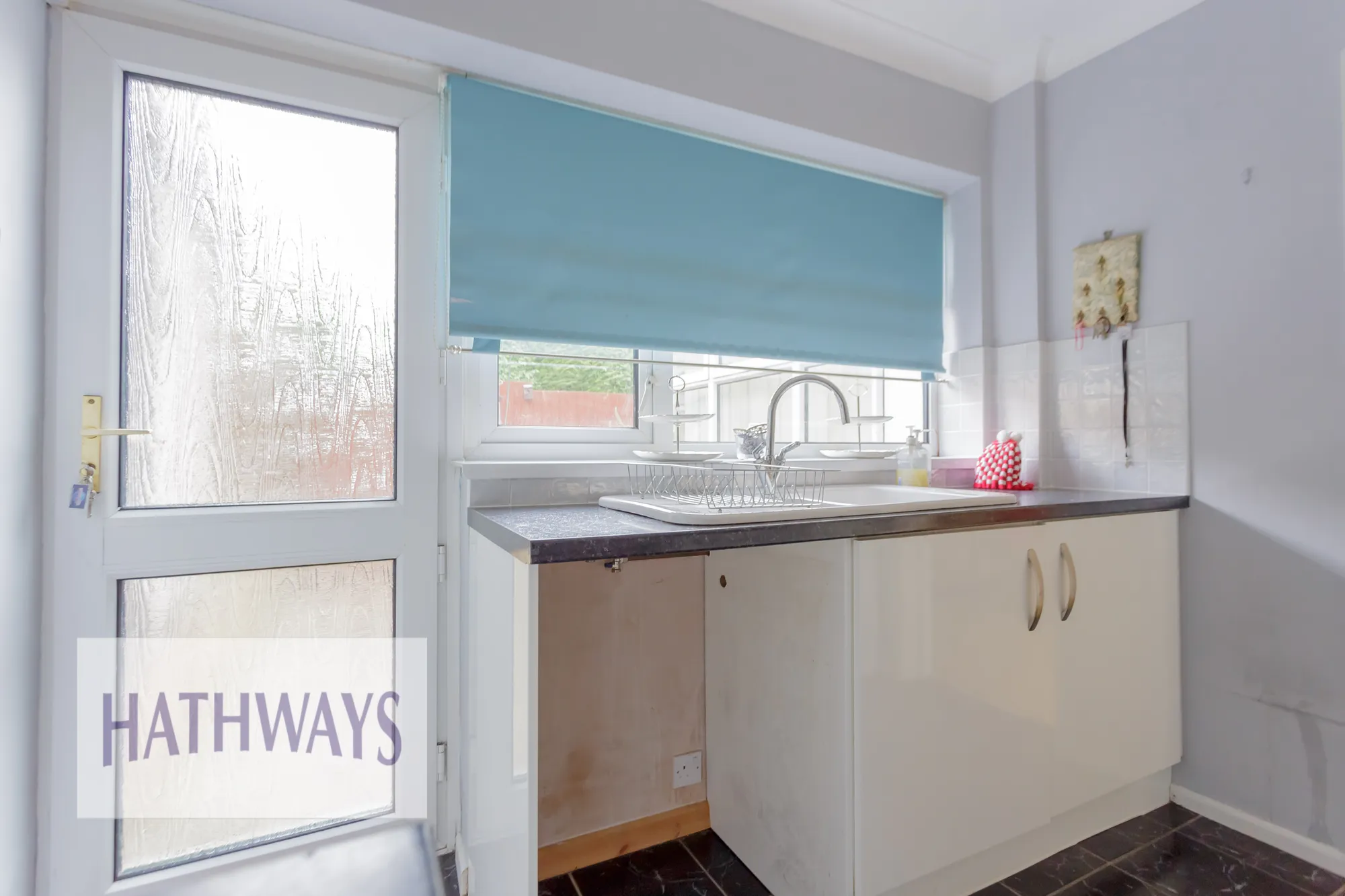 3 bed terraced house for sale in Berkeley Crescent, Pontypool  - Property Image 10