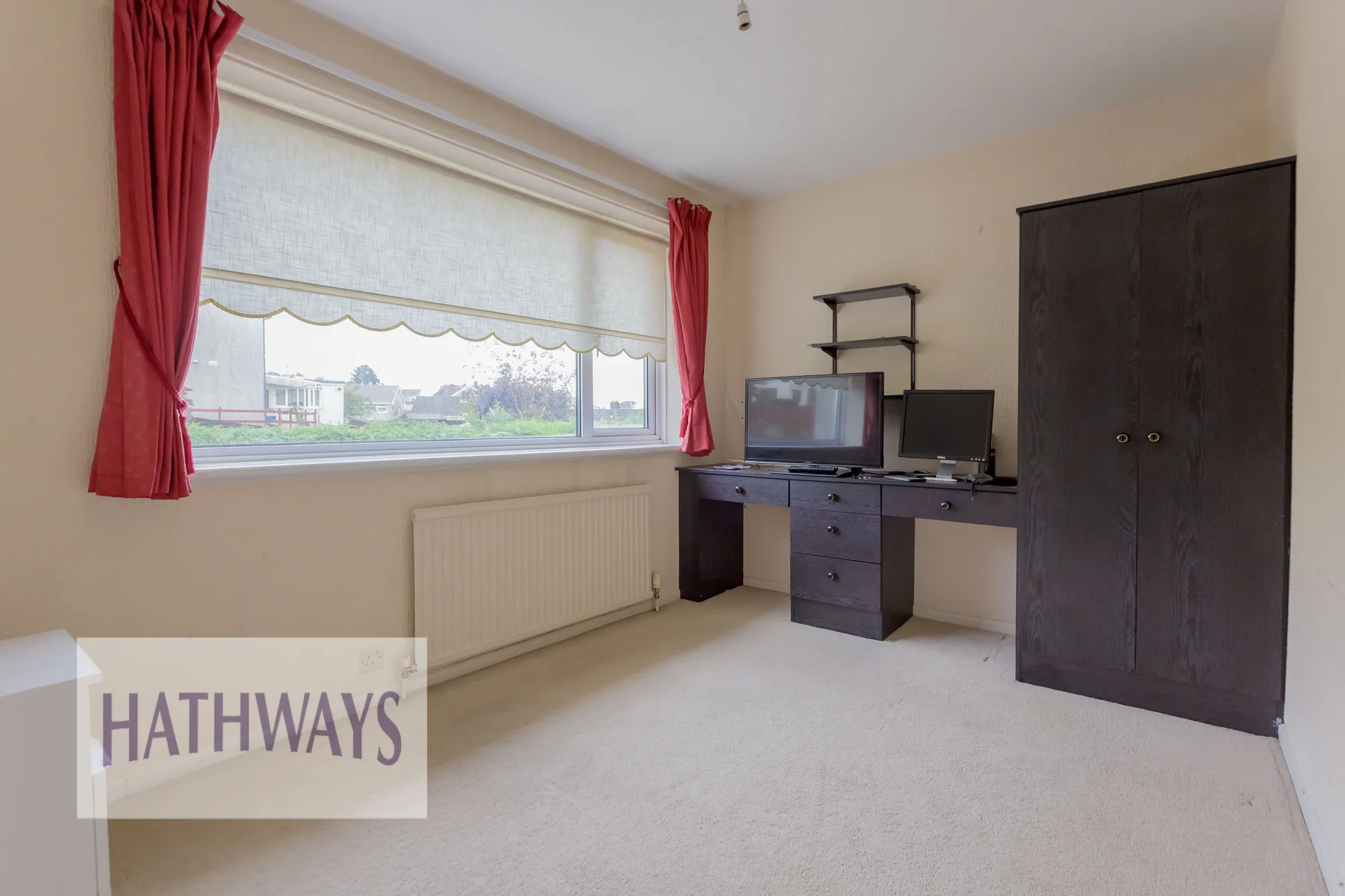3 bed terraced house for sale in Berkeley Crescent, Pontypool  - Property Image 16