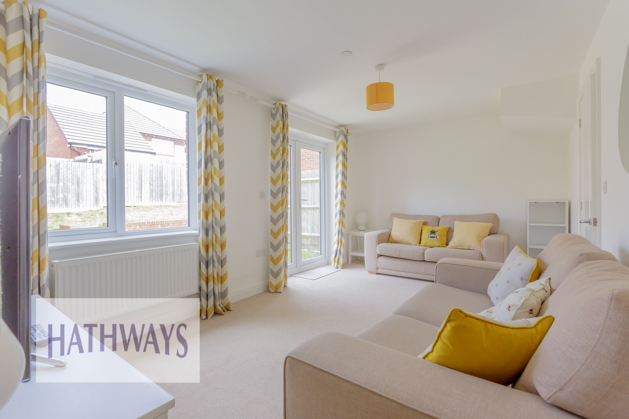 3 bed detached house to rent in Oakfield Grange, Cwmbran  - Property Image 9